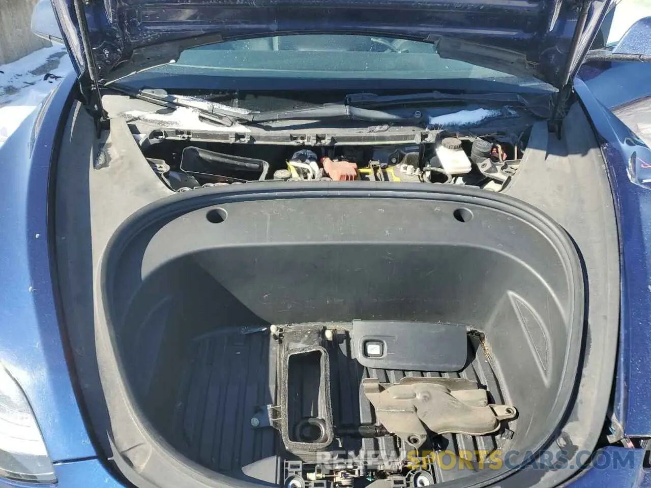 11 Photograph of a damaged car 5YJ3E1EB4NF143606 TESLA MODEL 3 2022