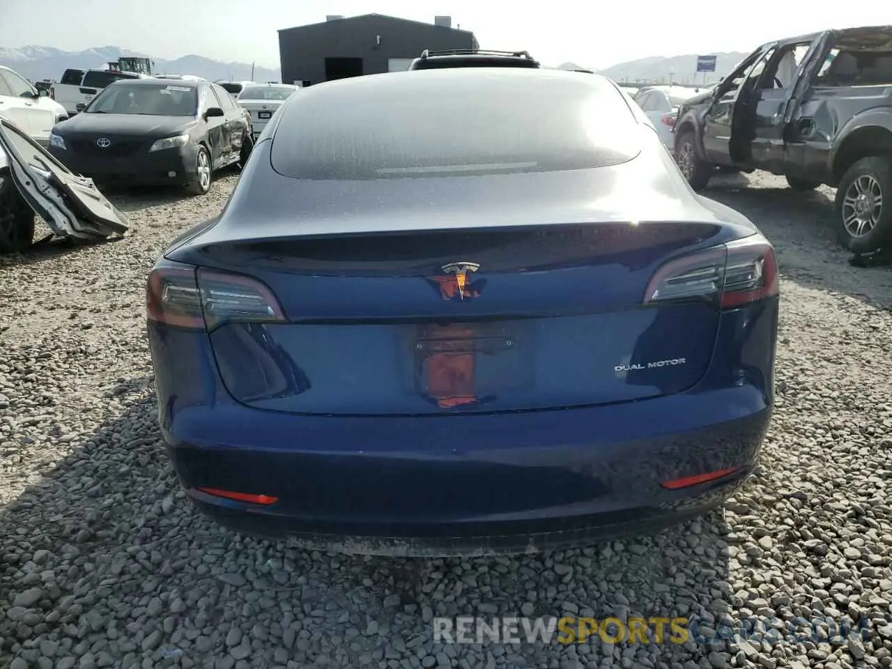 6 Photograph of a damaged car 5YJ3E1EB4NF143959 TESLA MODEL 3 2022