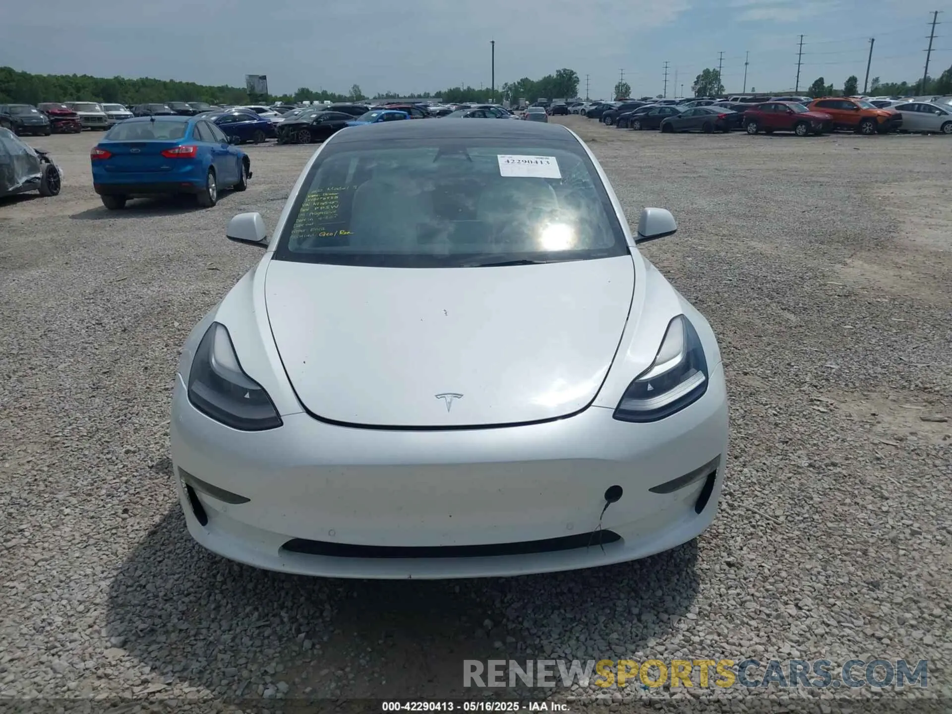13 Photograph of a damaged car 5YJ3E1EB4NF165427 TESLA MODEL 3 2022