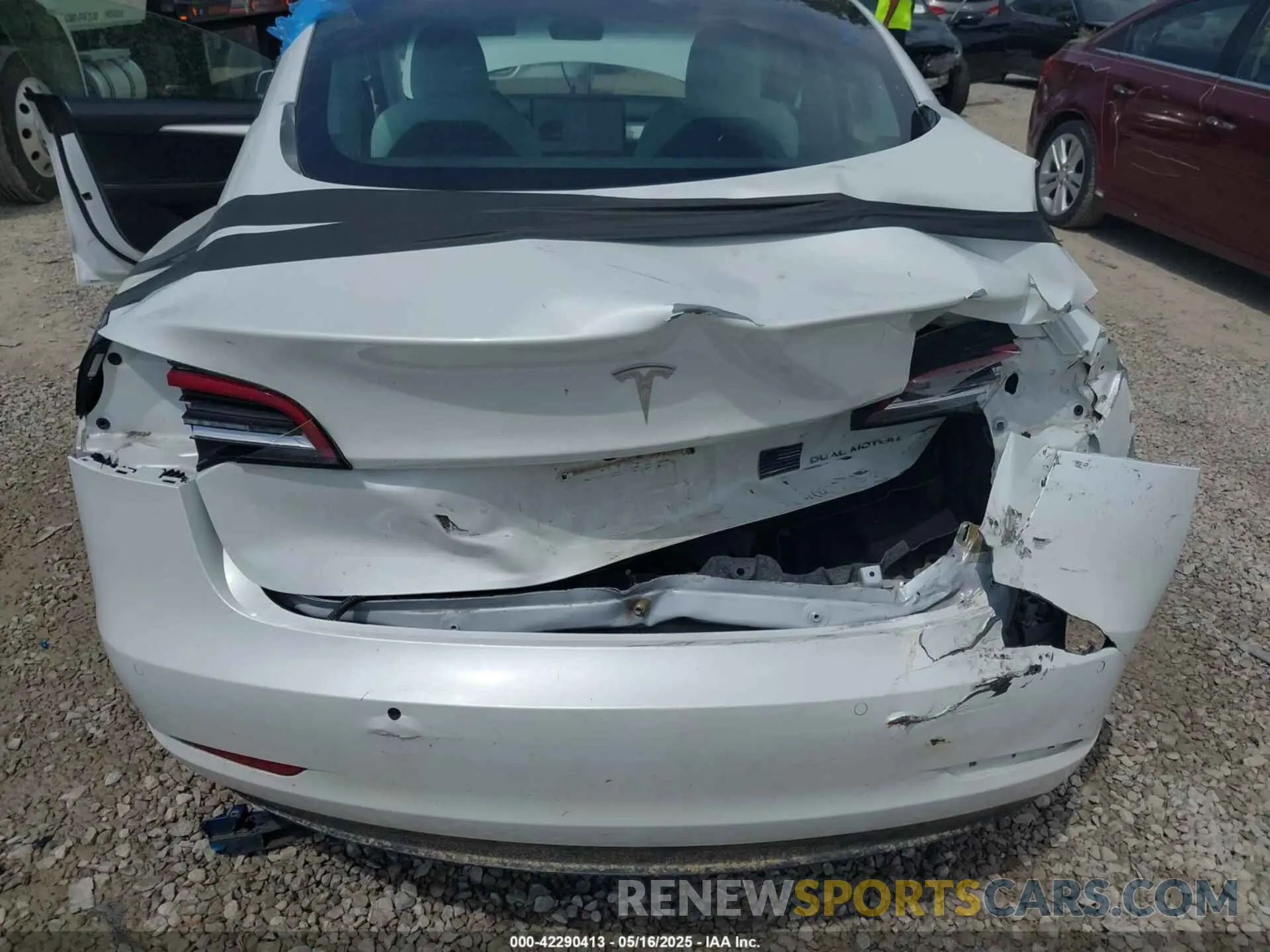 22 Photograph of a damaged car 5YJ3E1EB4NF165427 TESLA MODEL 3 2022
