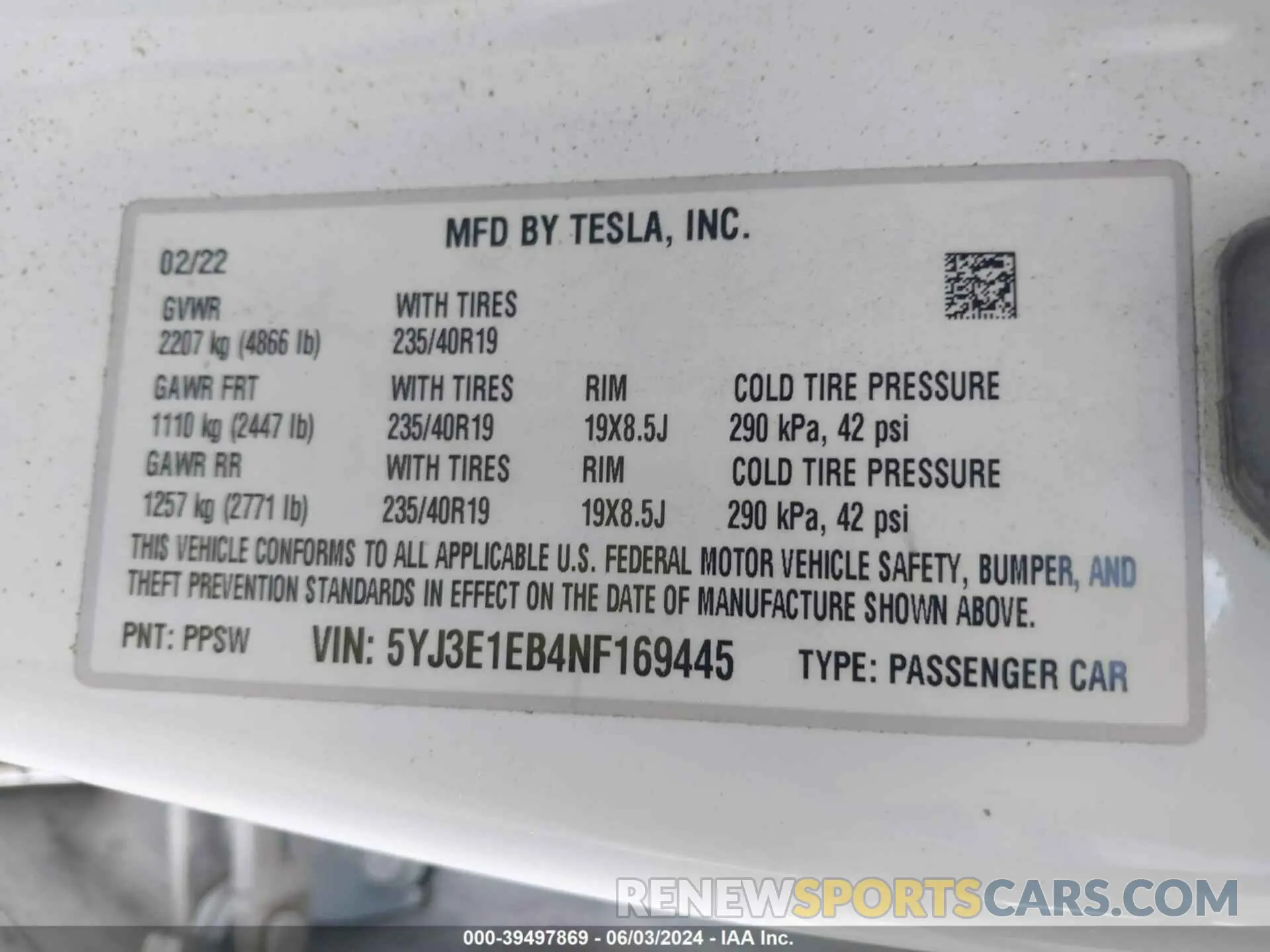 9 Photograph of a damaged car 5YJ3E1EB4NF169445 TESLA MODEL 3 2022
