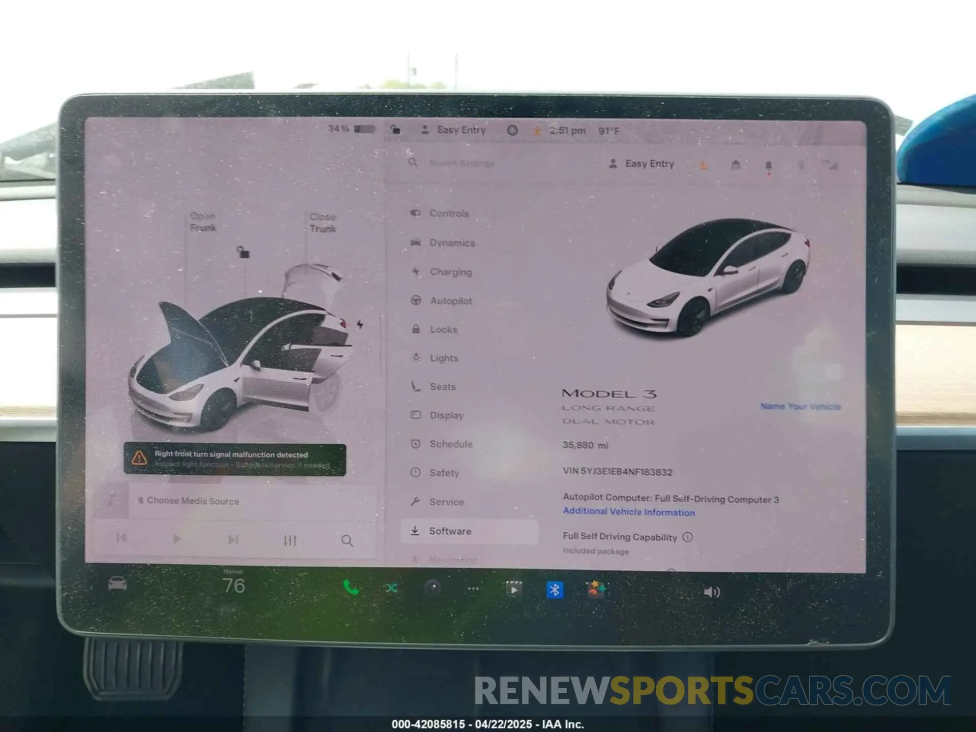 18 Photograph of a damaged car 5YJ3E1EB4NF183832 TESLA MODEL 3 2022