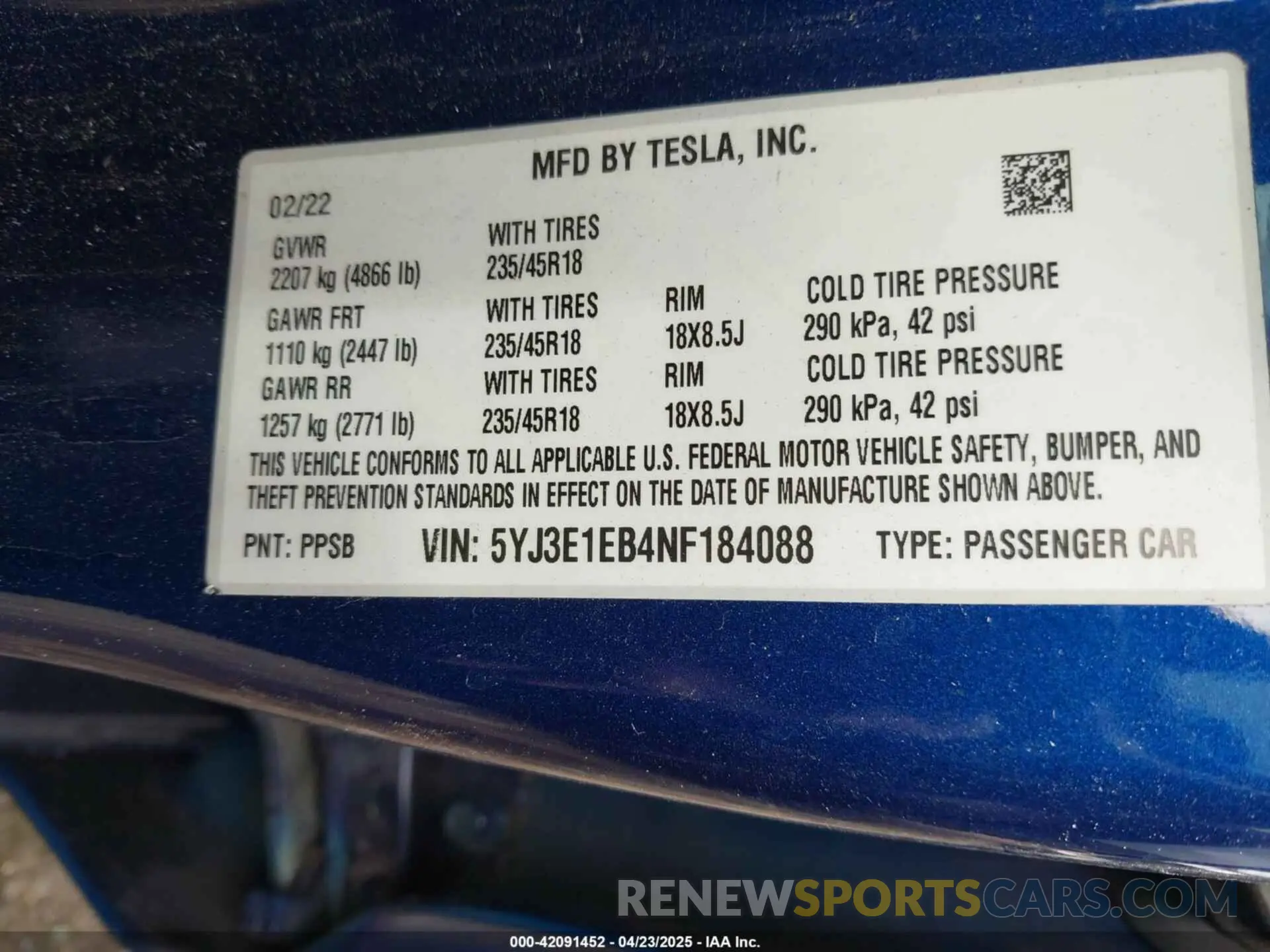 9 Photograph of a damaged car 5YJ3E1EB4NF184088 TESLA MODEL 3 2022
