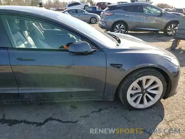 11 Photograph of a damaged car 5YJ3E1EB4NF185130 TESLA MODEL 3 2022