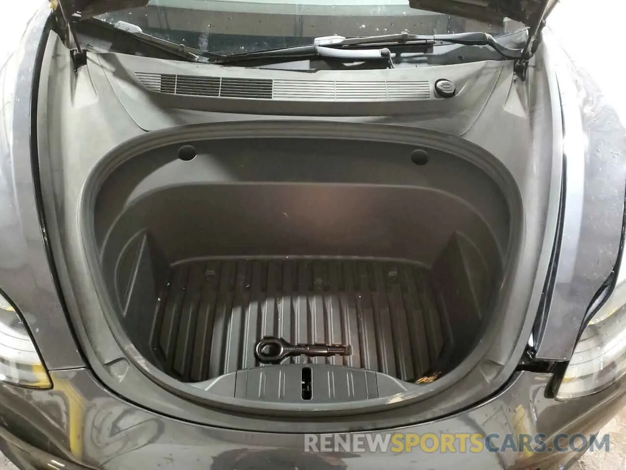 12 Photograph of a damaged car 5YJ3E1EB4NF185130 TESLA MODEL 3 2022