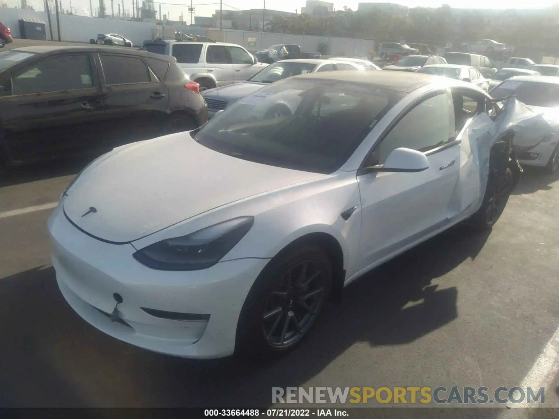 2 Photograph of a damaged car 5YJ3E1EB4NF196516 TESLA MODEL 3 2022