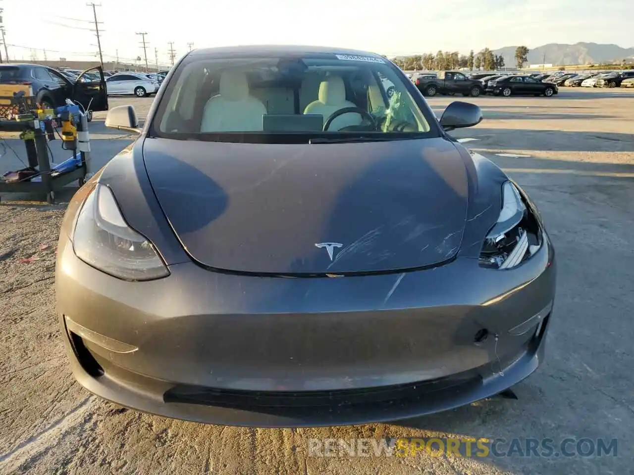 5 Photograph of a damaged car 5YJ3E1EB4NF200676 TESLA MODEL 3 2022