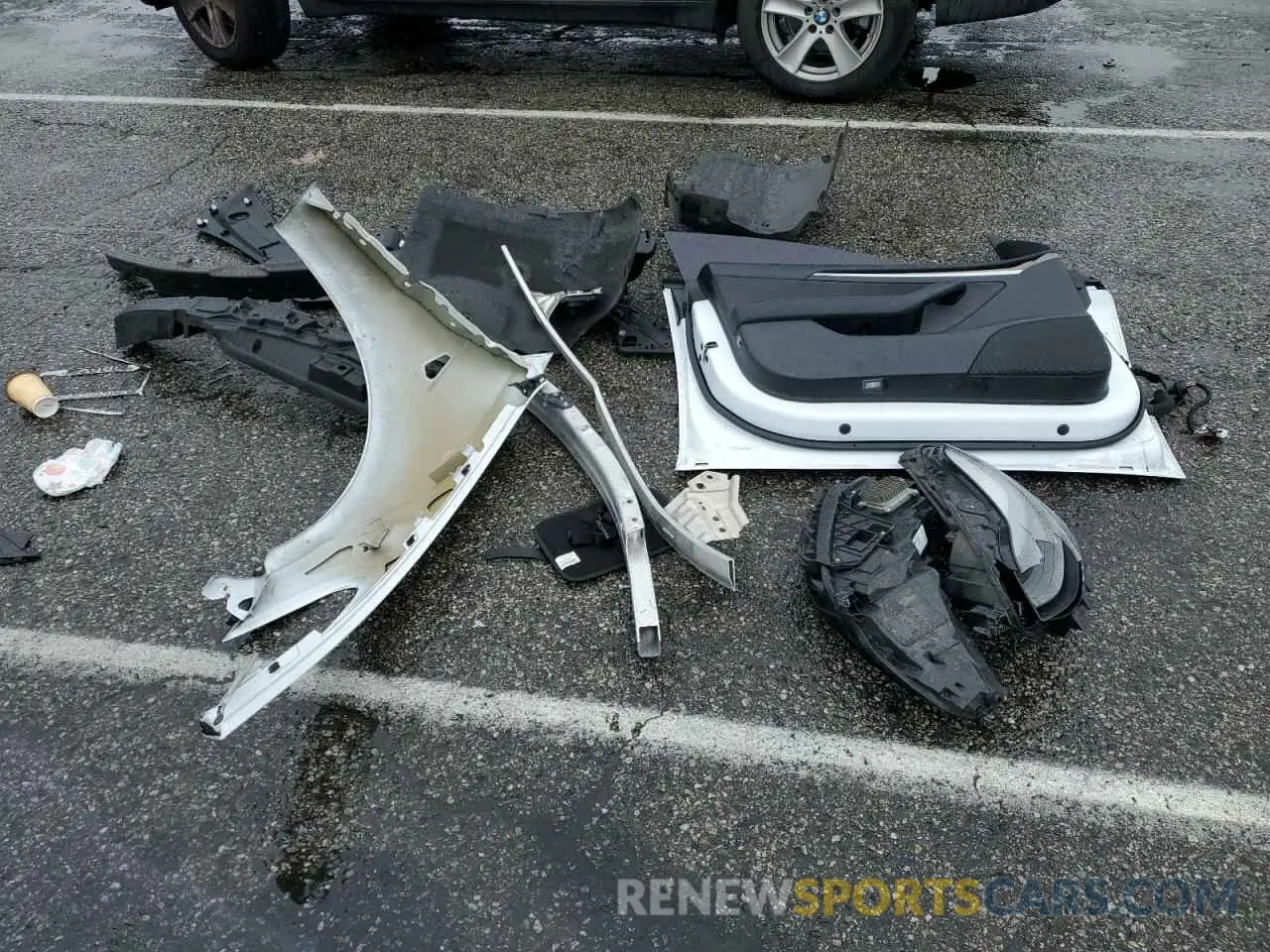 12 Photograph of a damaged car 5YJ3E1EB4NF212763 TESLA MODEL 3 2022