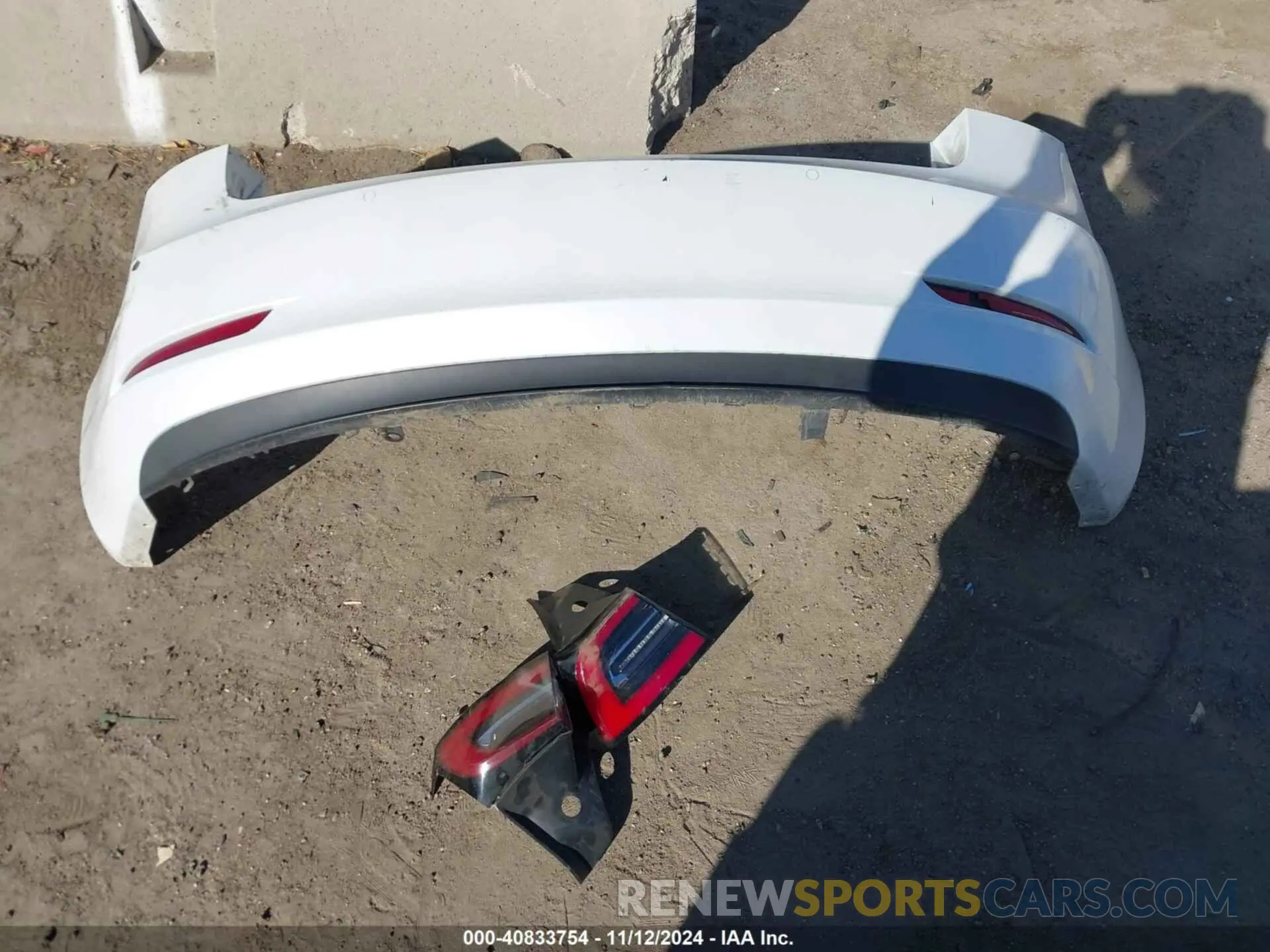 11 Photograph of a damaged car 5YJ3E1EB4NF242894 TESLA MODEL 3 2022