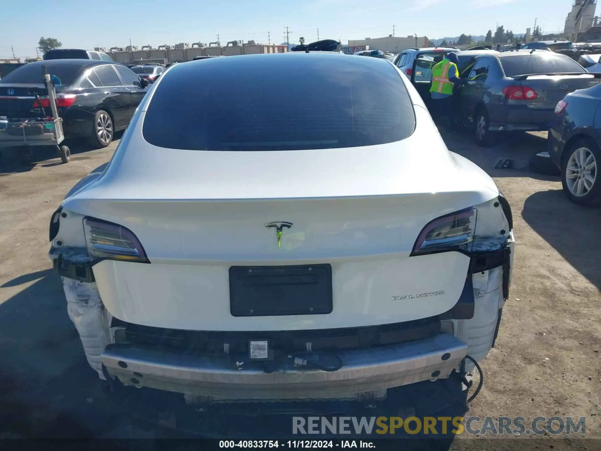 16 Photograph of a damaged car 5YJ3E1EB4NF242894 TESLA MODEL 3 2022