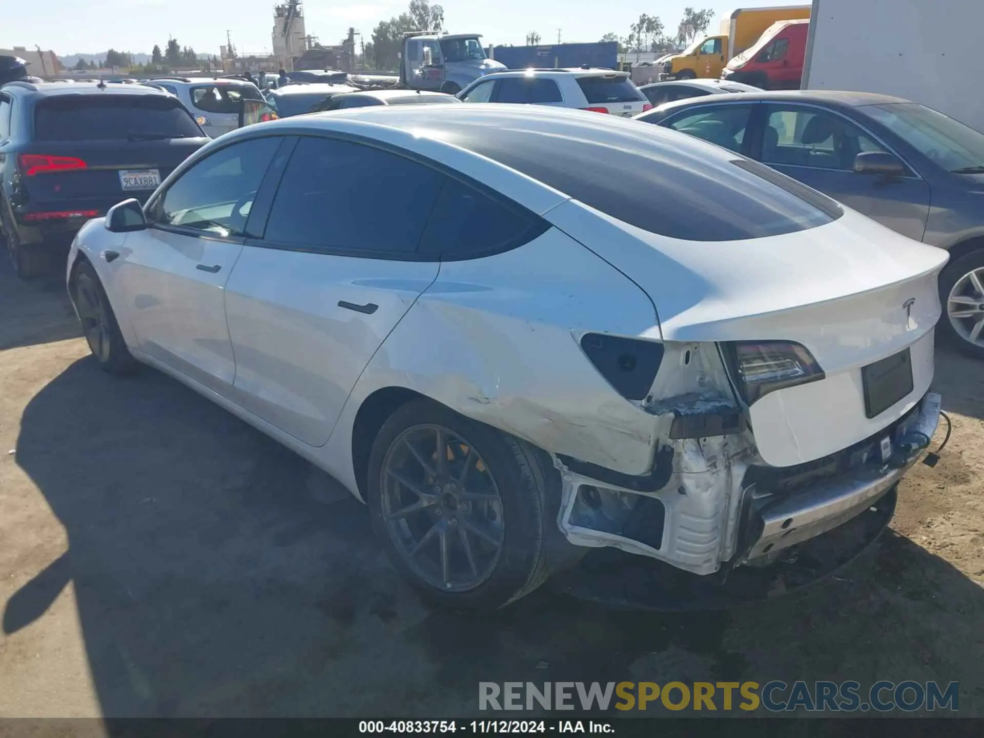 3 Photograph of a damaged car 5YJ3E1EB4NF242894 TESLA MODEL 3 2022