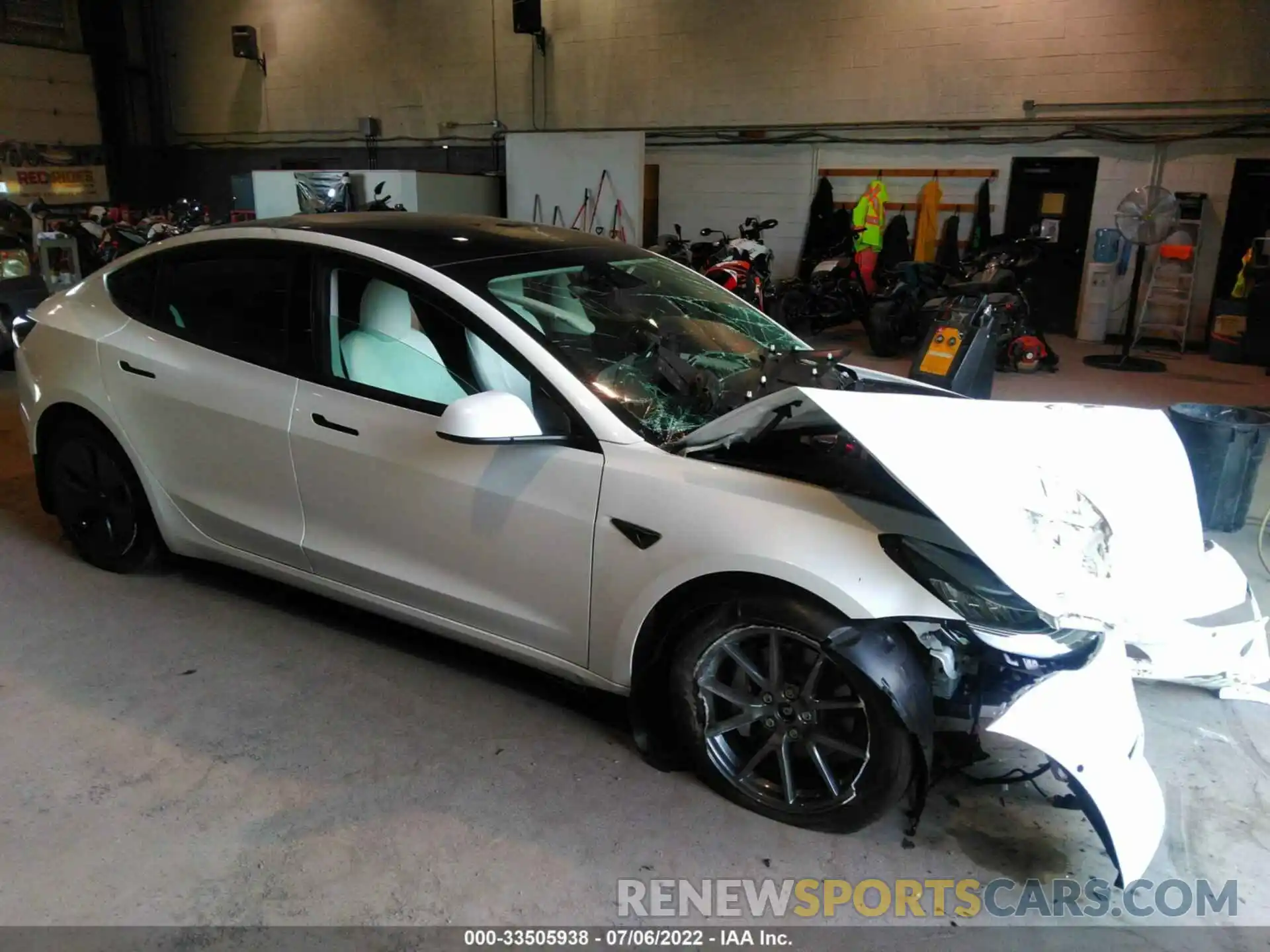 1 Photograph of a damaged car 5YJ3E1EB4NF243916 TESLA MODEL 3 2022