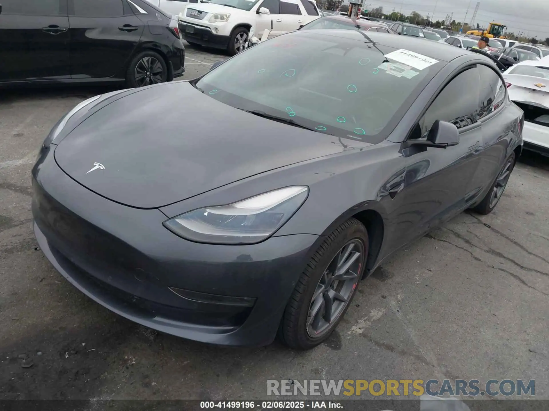 2 Photograph of a damaged car 5YJ3E1EB4NF255905 TESLA MODEL 3 2022