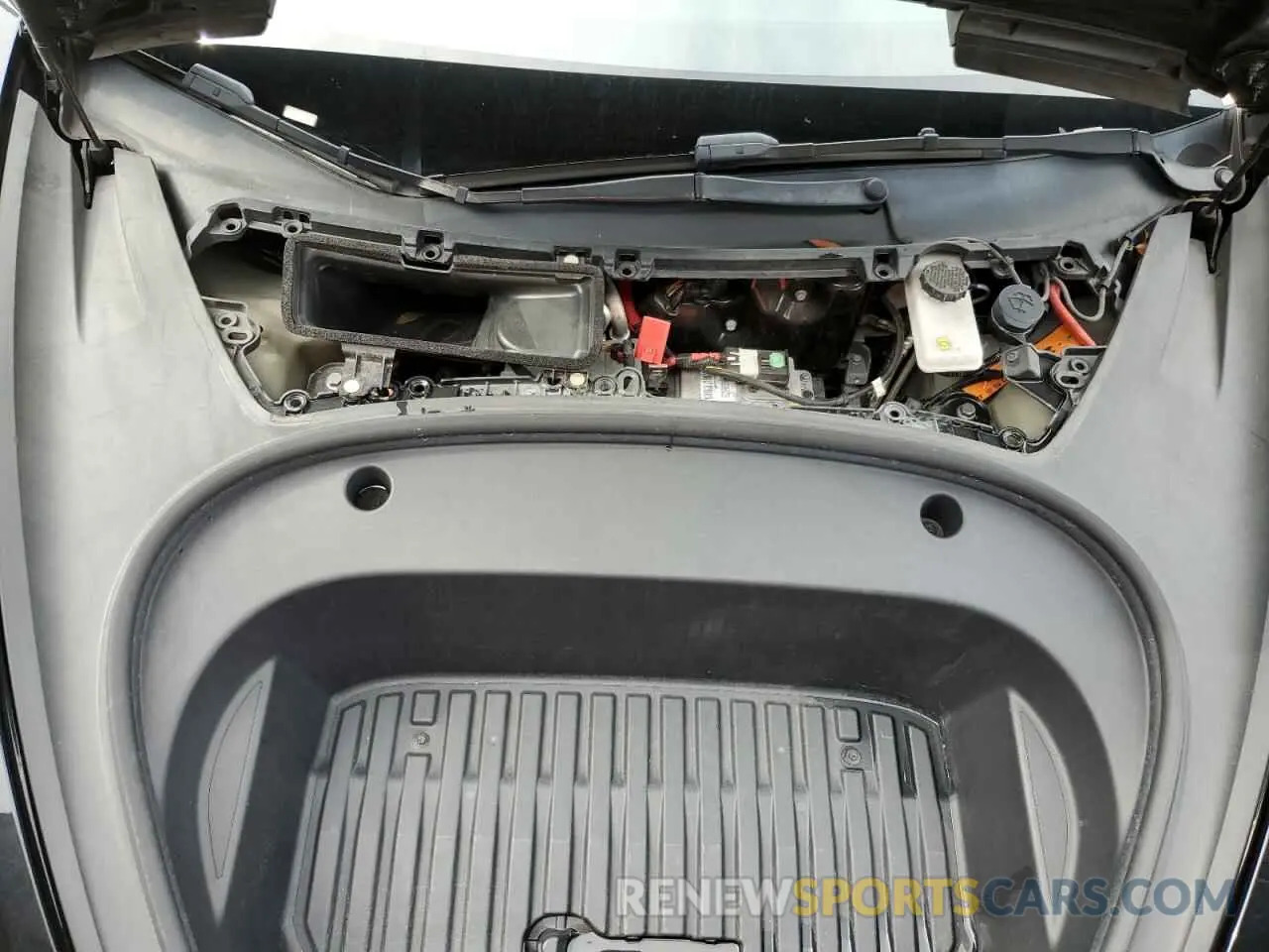 11 Photograph of a damaged car 5YJ3E1EB4NF286040 TESLA MODEL 3 2022