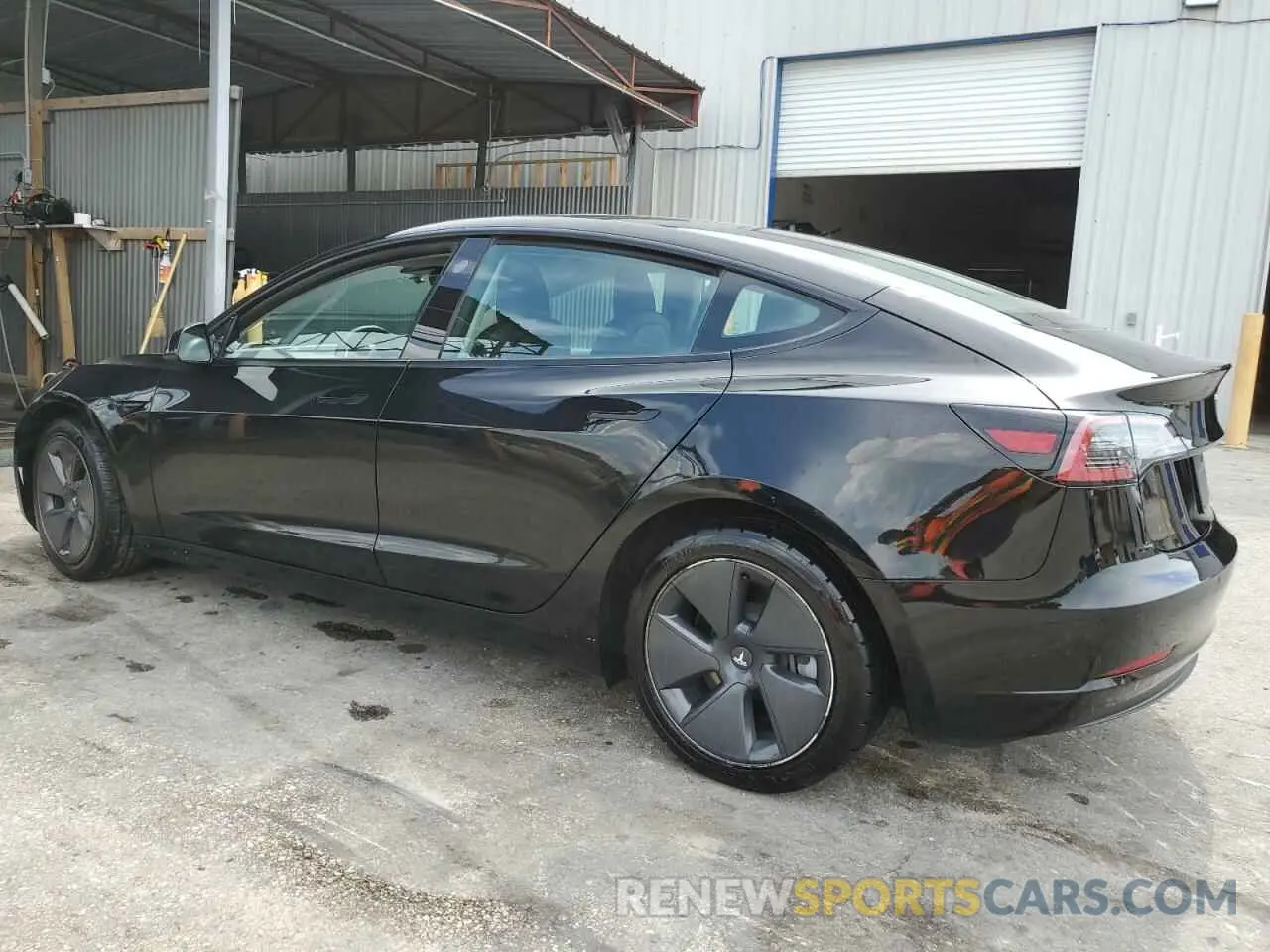 2 Photograph of a damaged car 5YJ3E1EB4NF286040 TESLA MODEL 3 2022