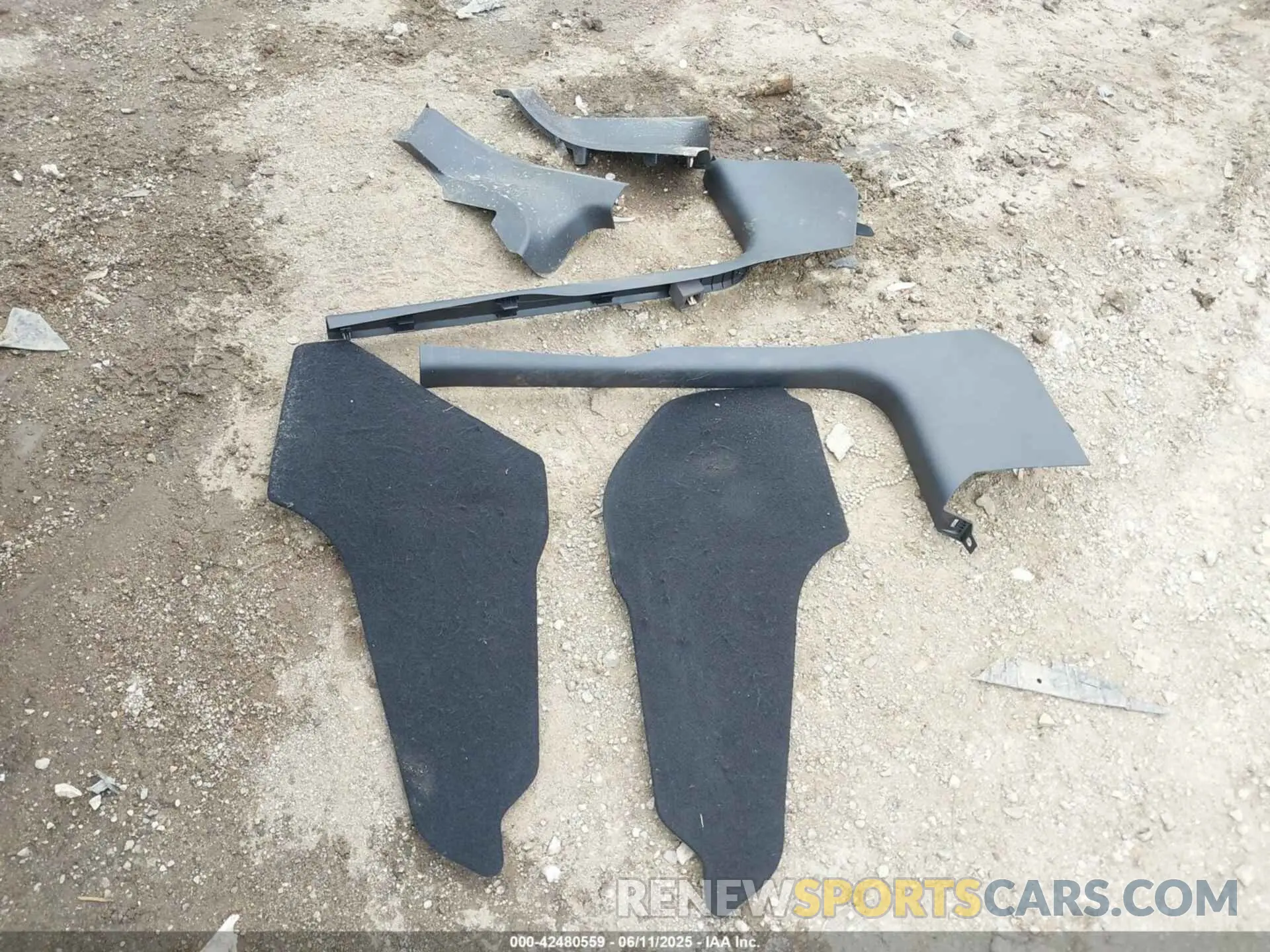 11 Photograph of a damaged car 5YJ3E1EB4NF286815 TESLA MODEL 3 2022