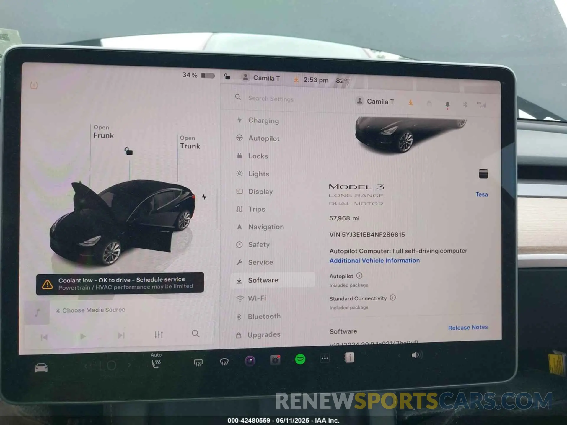 18 Photograph of a damaged car 5YJ3E1EB4NF286815 TESLA MODEL 3 2022