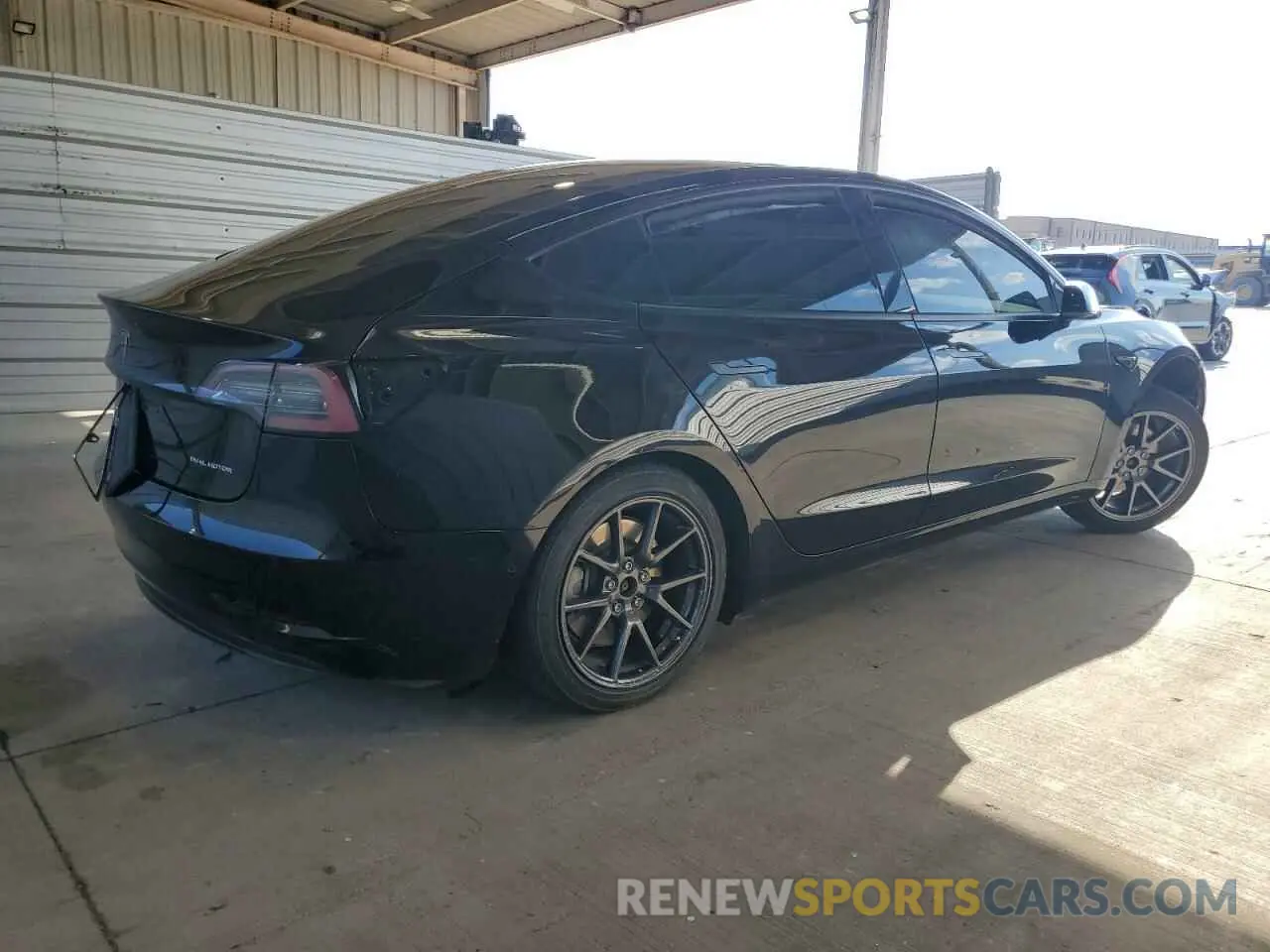 3 Photograph of a damaged car 5YJ3E1EB4NF288449 TESLA MODEL 3 2022