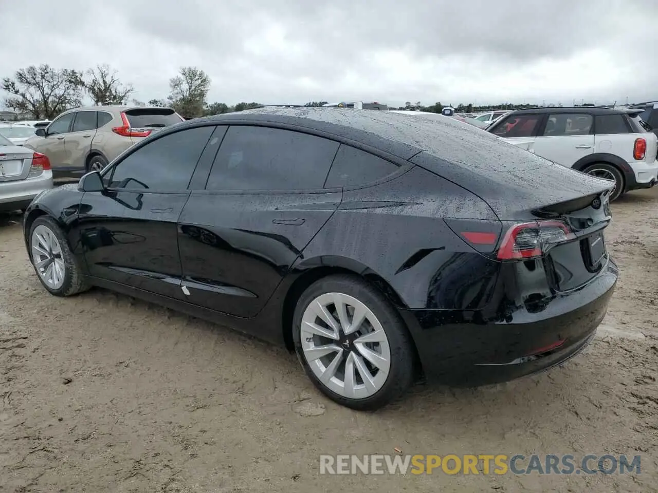 2 Photograph of a damaged car 5YJ3E1EB4NF321465 TESLA MODEL 3 2022