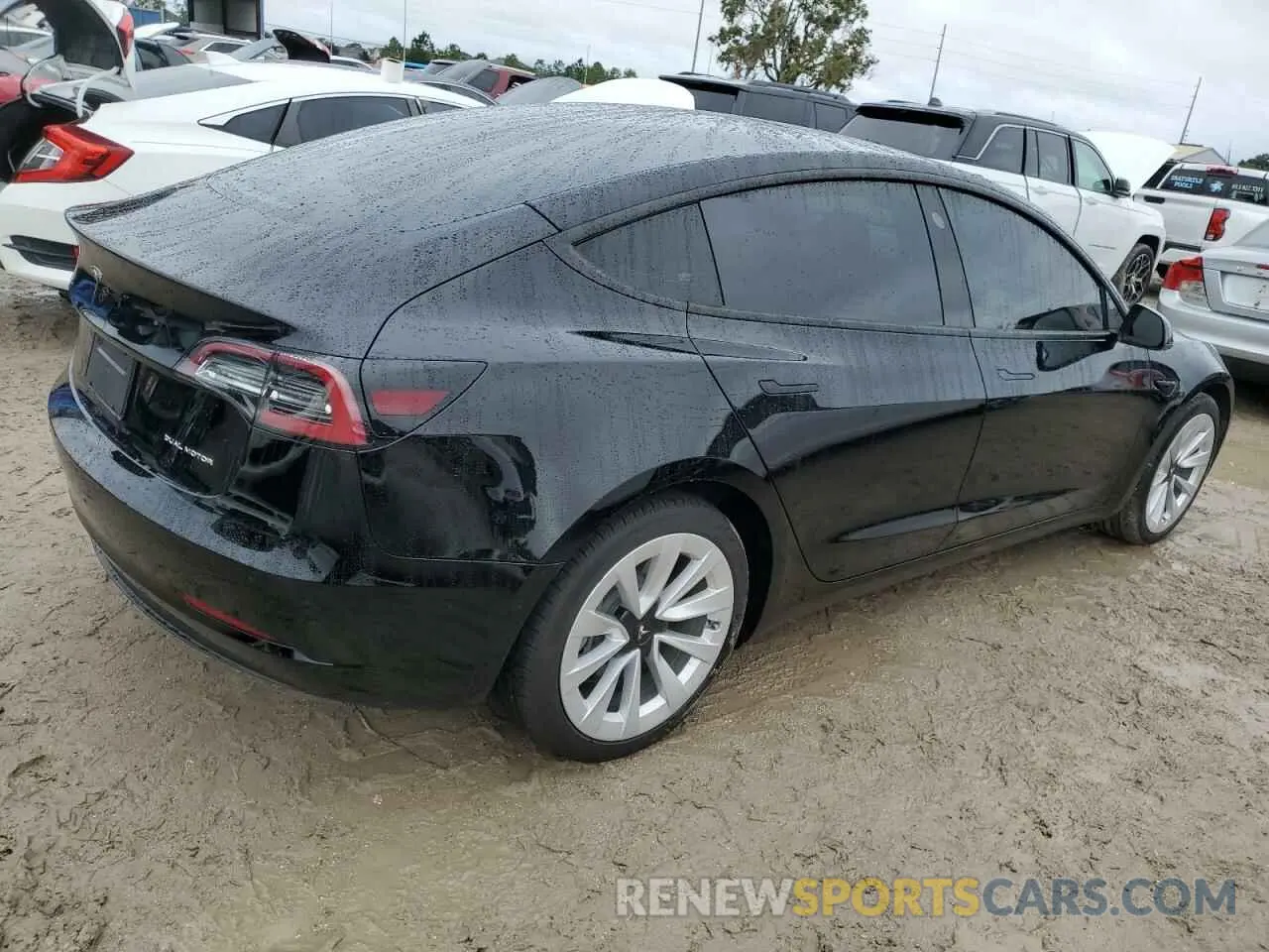 3 Photograph of a damaged car 5YJ3E1EB4NF321465 TESLA MODEL 3 2022