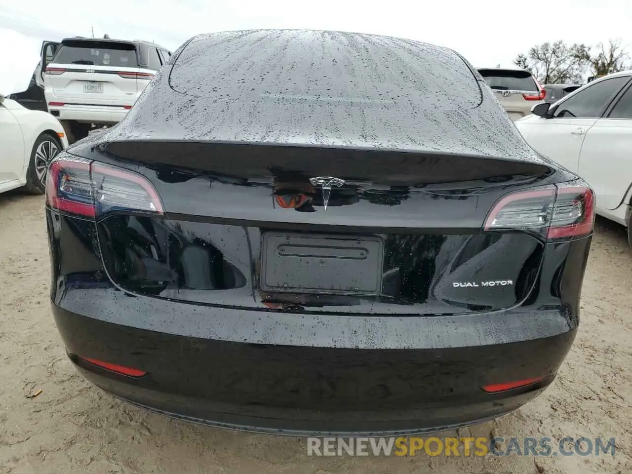 6 Photograph of a damaged car 5YJ3E1EB4NF321465 TESLA MODEL 3 2022