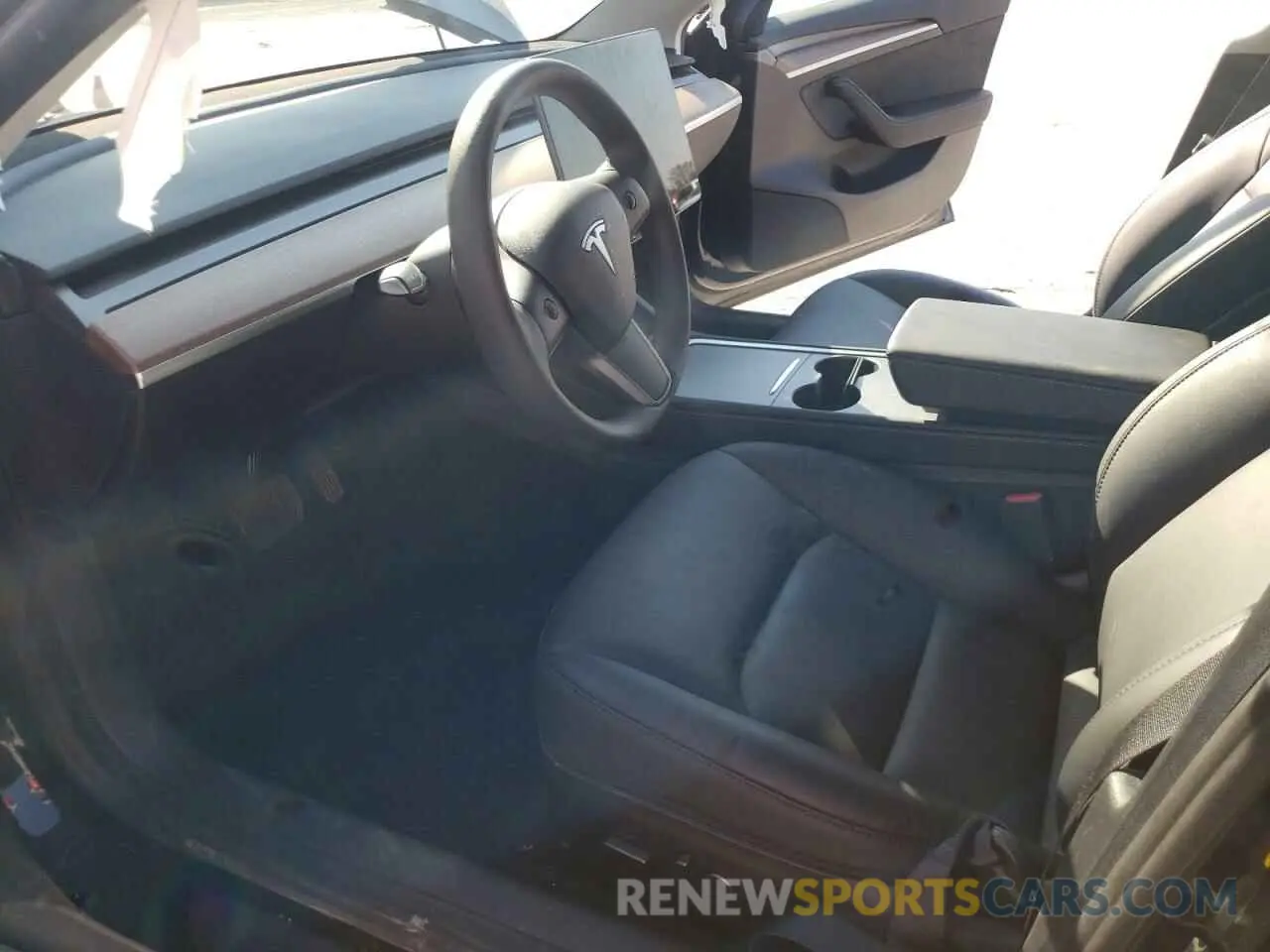 7 Photograph of a damaged car 5YJ3E1EB4NF339156 TESLA MODEL 3 2022