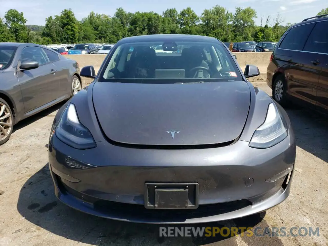 5 Photograph of a damaged car 5YJ3E1EB5NF105785 TESLA MODEL 3 2022