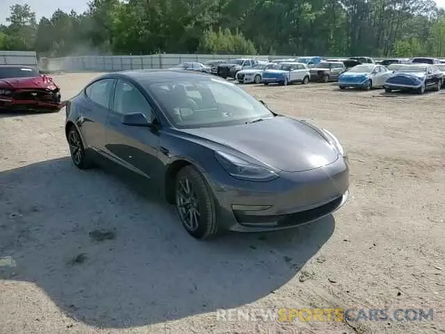 11 Photograph of a damaged car 5YJ3E1EB5NF118701 TESLA MODEL 3 2022