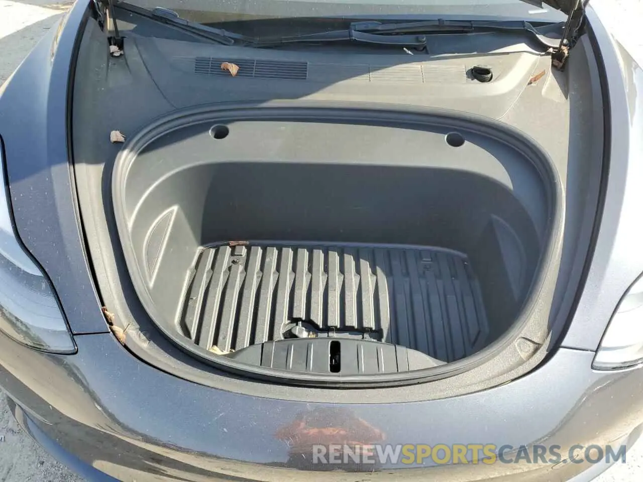 12 Photograph of a damaged car 5YJ3E1EB5NF118701 TESLA MODEL 3 2022