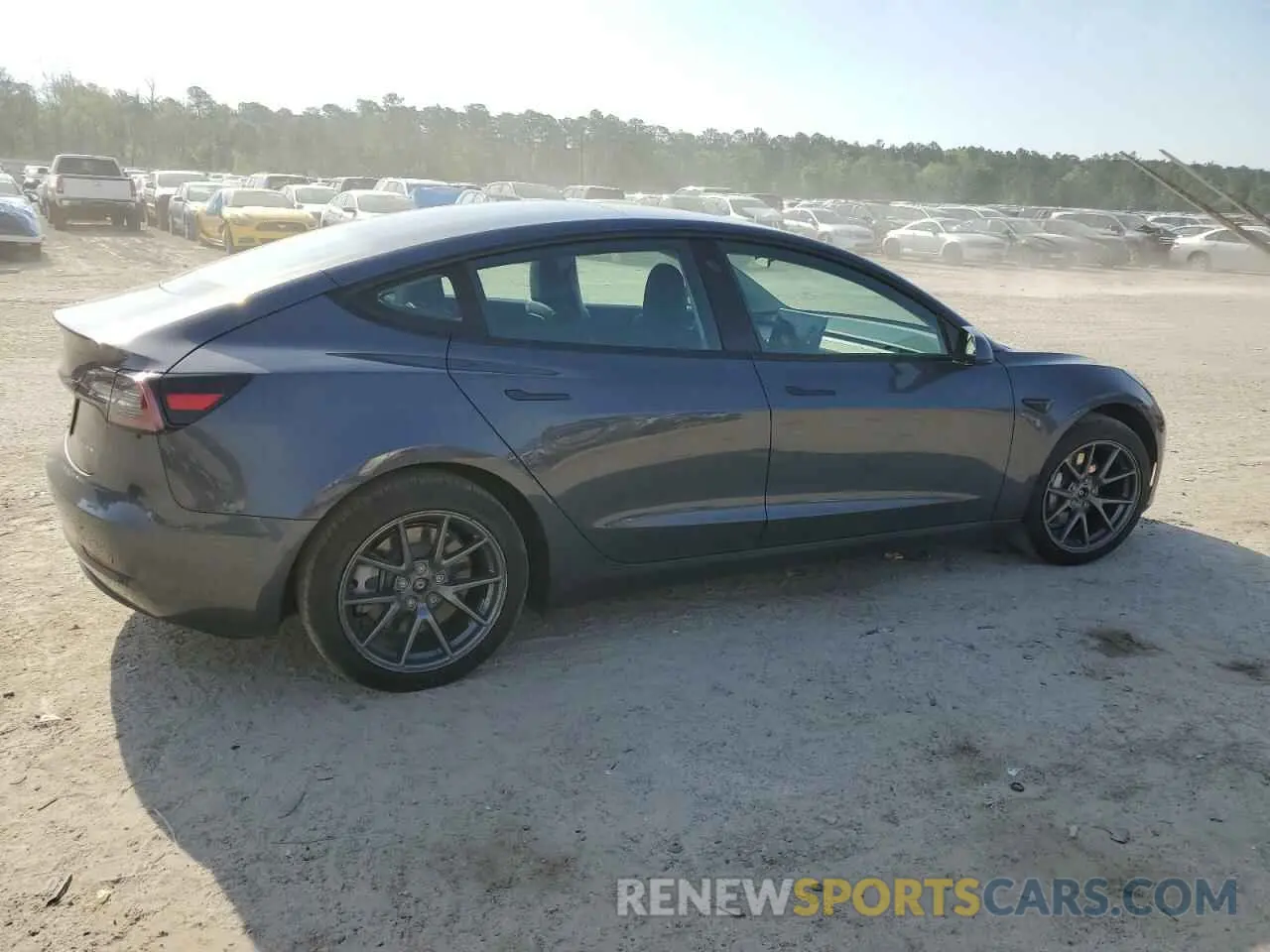3 Photograph of a damaged car 5YJ3E1EB5NF118701 TESLA MODEL 3 2022