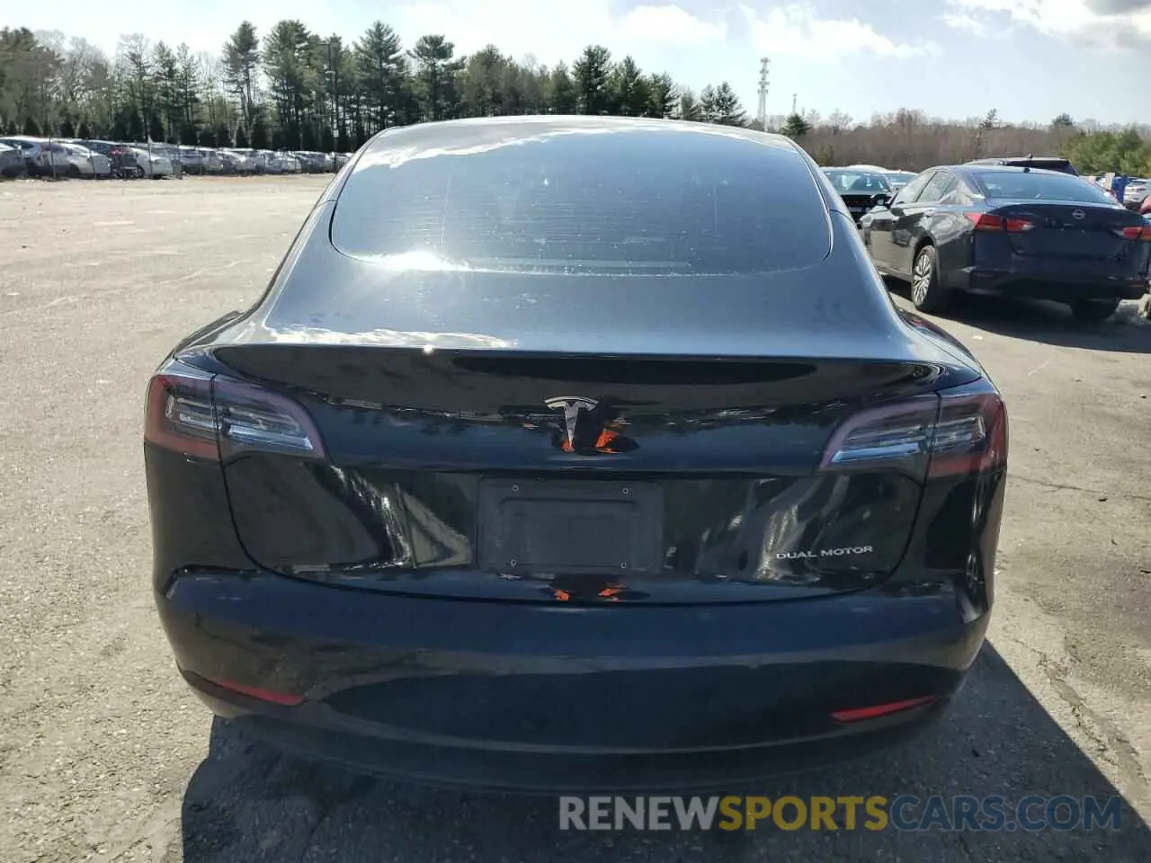 6 Photograph of a damaged car 5YJ3E1EB5NF118892 TESLA MODEL 3 2022