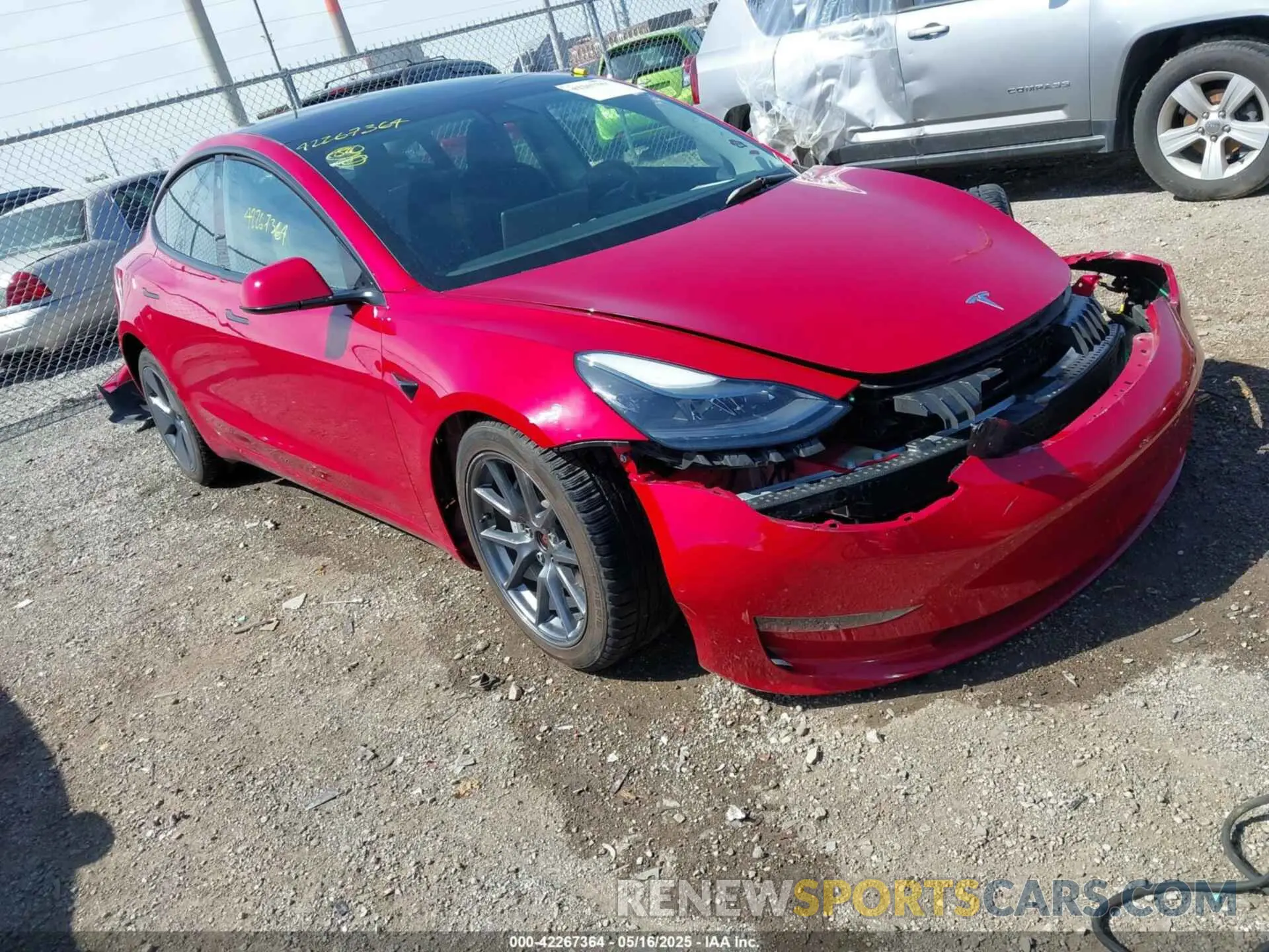 1 Photograph of a damaged car 5YJ3E1EB5NF135319 TESLA MODEL 3 2022