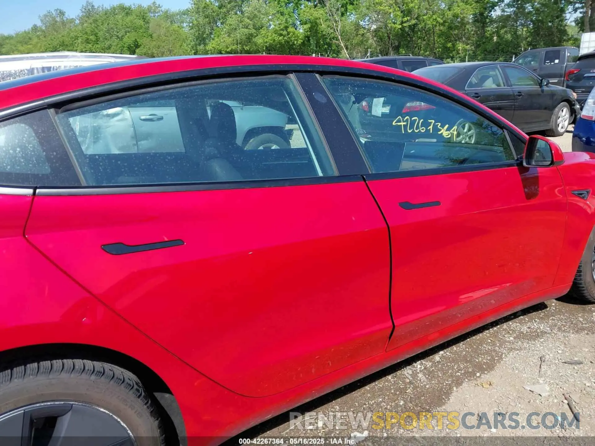 14 Photograph of a damaged car 5YJ3E1EB5NF135319 TESLA MODEL 3 2022