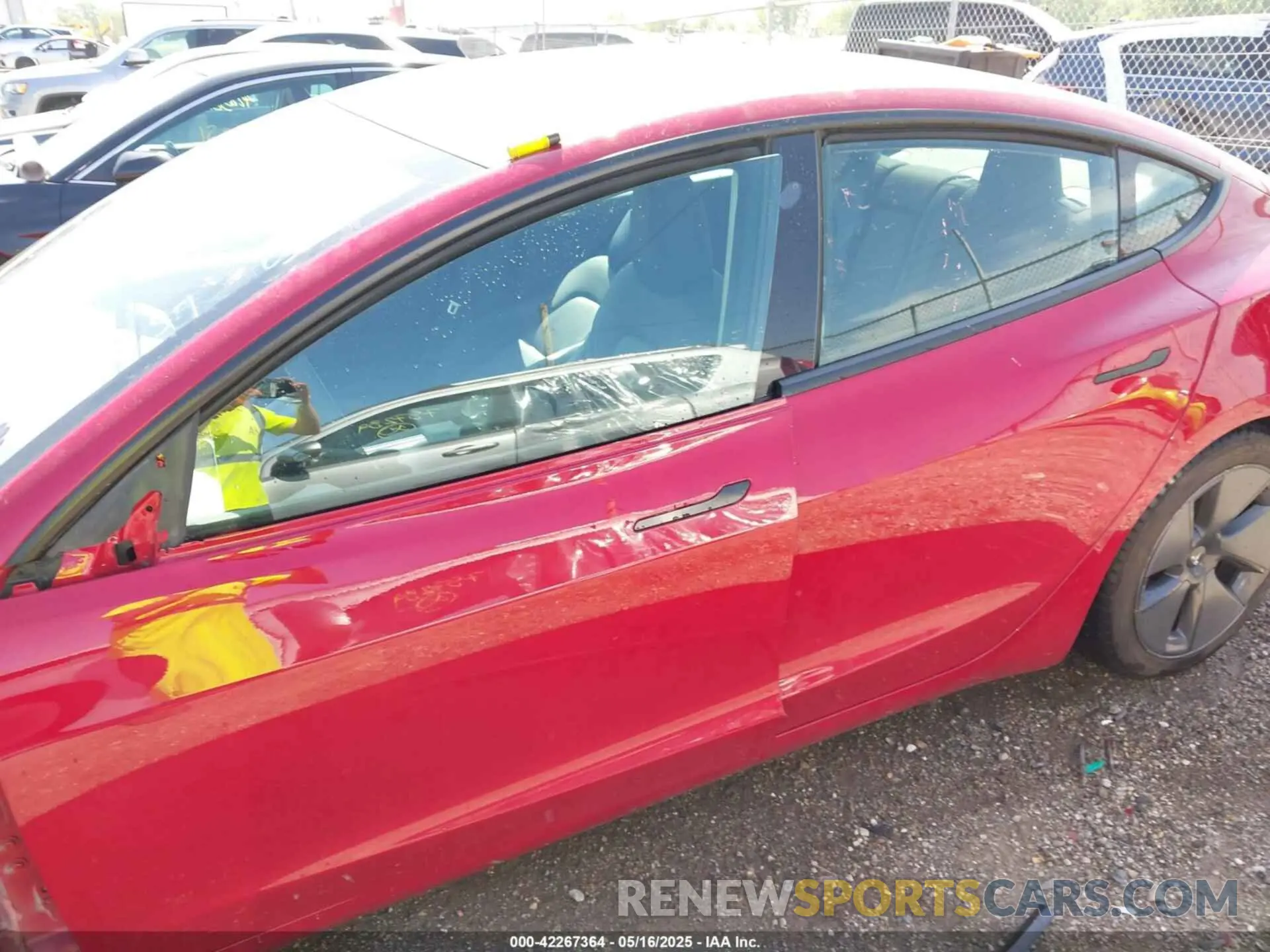 15 Photograph of a damaged car 5YJ3E1EB5NF135319 TESLA MODEL 3 2022