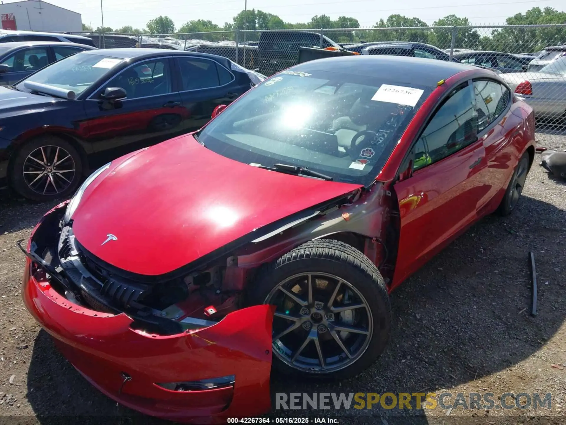 6 Photograph of a damaged car 5YJ3E1EB5NF135319 TESLA MODEL 3 2022