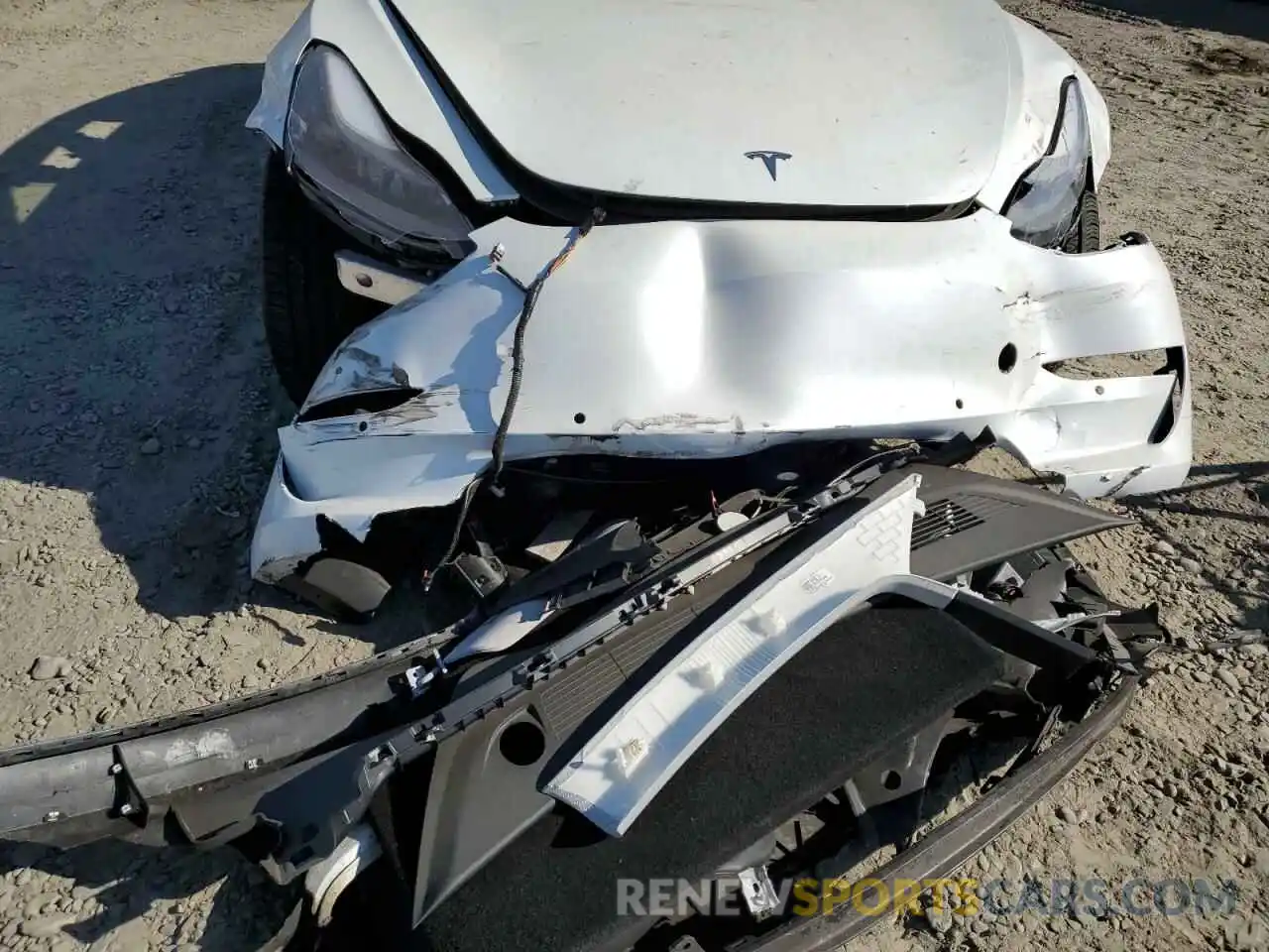 9 Photograph of a damaged car 5YJ3E1EB5NF144618 TESLA MODEL 3 2022