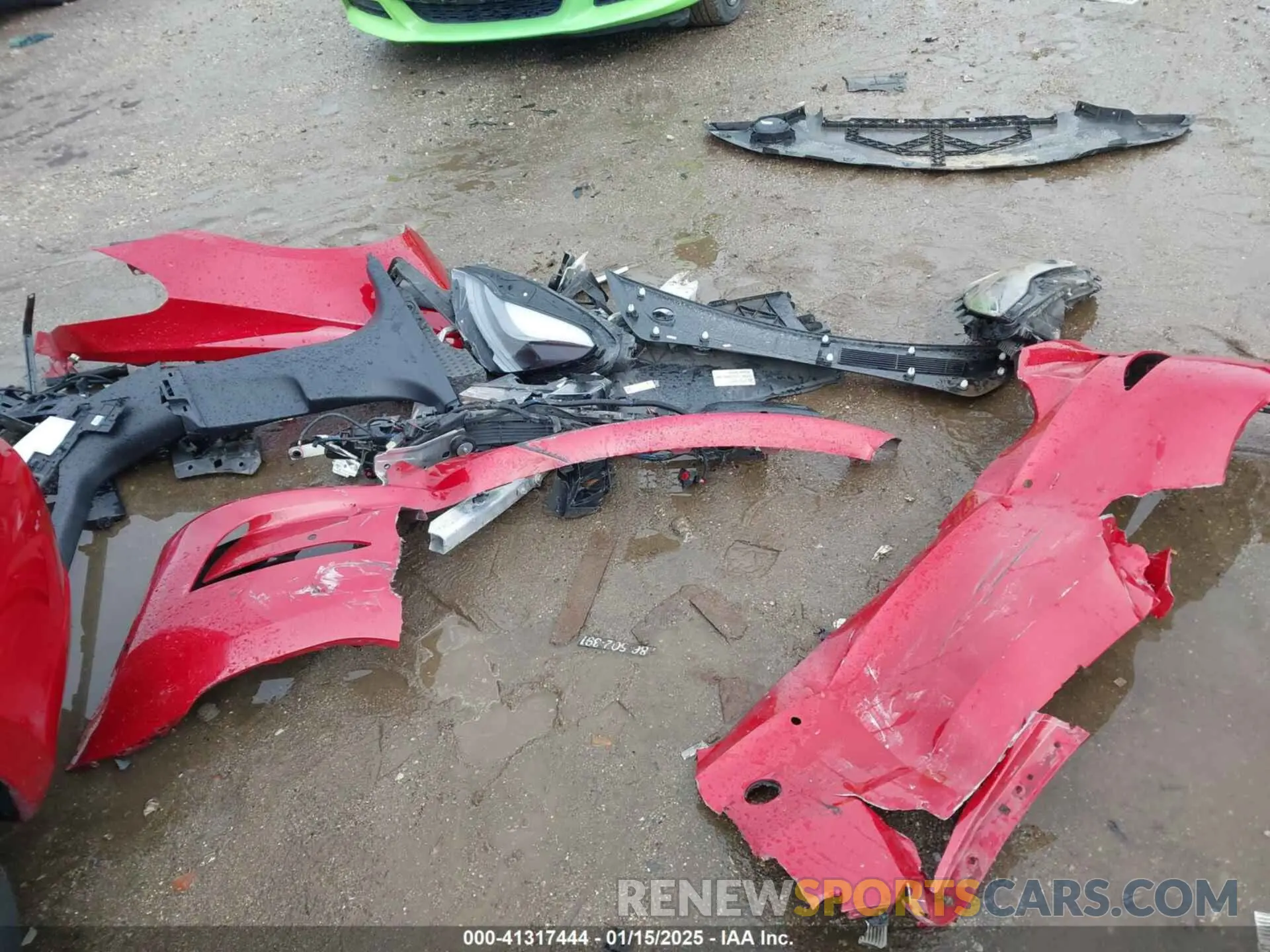 12 Photograph of a damaged car 5YJ3E1EB5NF152072 TESLA MODEL 3 2022