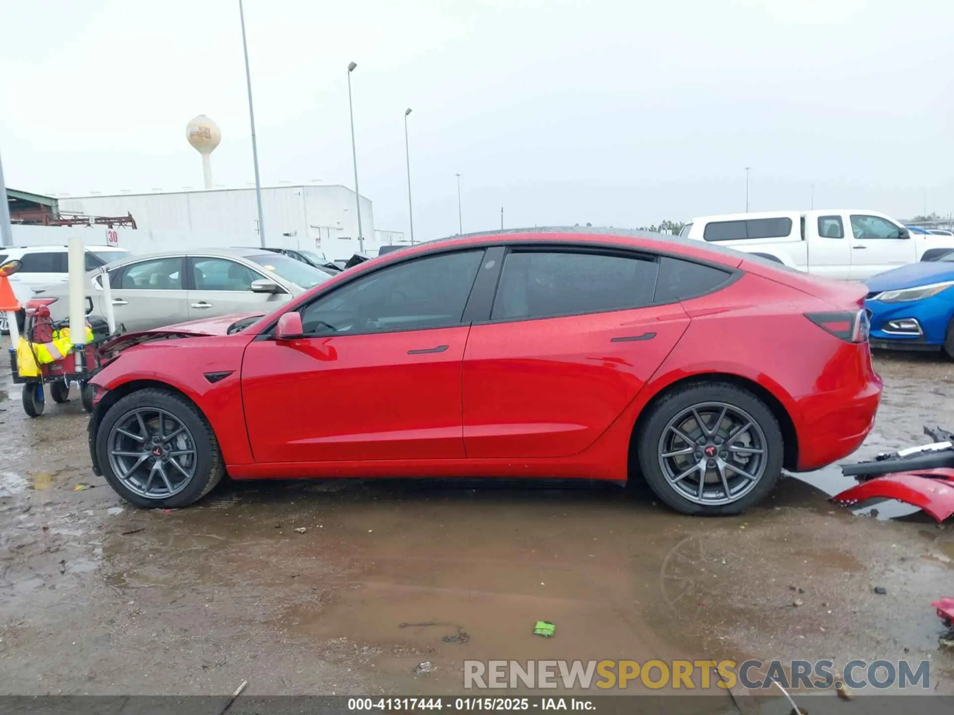 15 Photograph of a damaged car 5YJ3E1EB5NF152072 TESLA MODEL 3 2022
