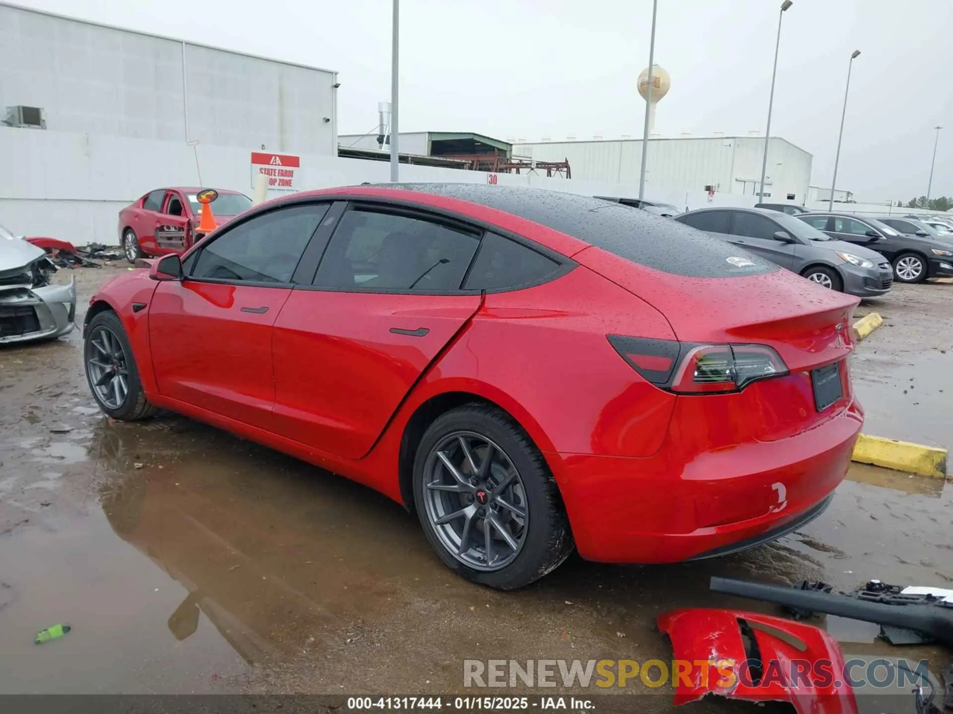3 Photograph of a damaged car 5YJ3E1EB5NF152072 TESLA MODEL 3 2022