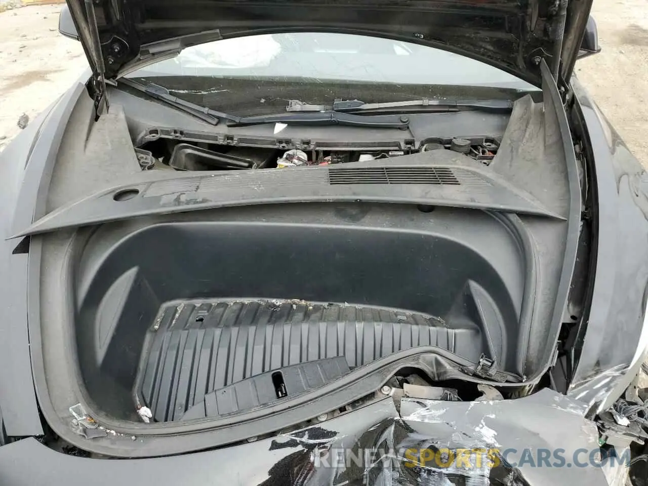 11 Photograph of a damaged car 5YJ3E1EB5NF167820 TESLA MODEL 3 2022