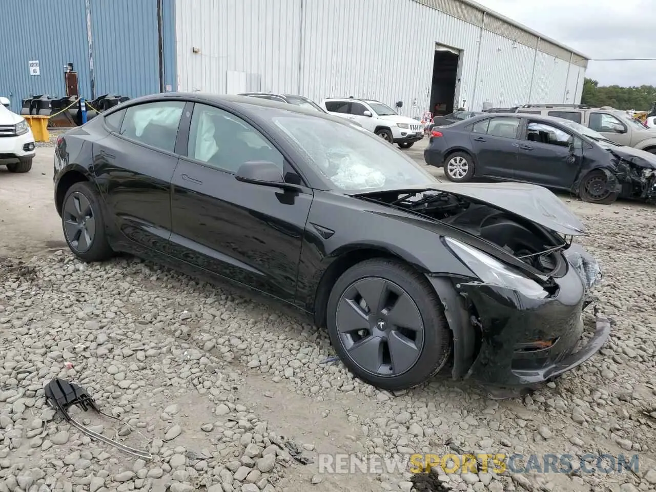 4 Photograph of a damaged car 5YJ3E1EB5NF167820 TESLA MODEL 3 2022