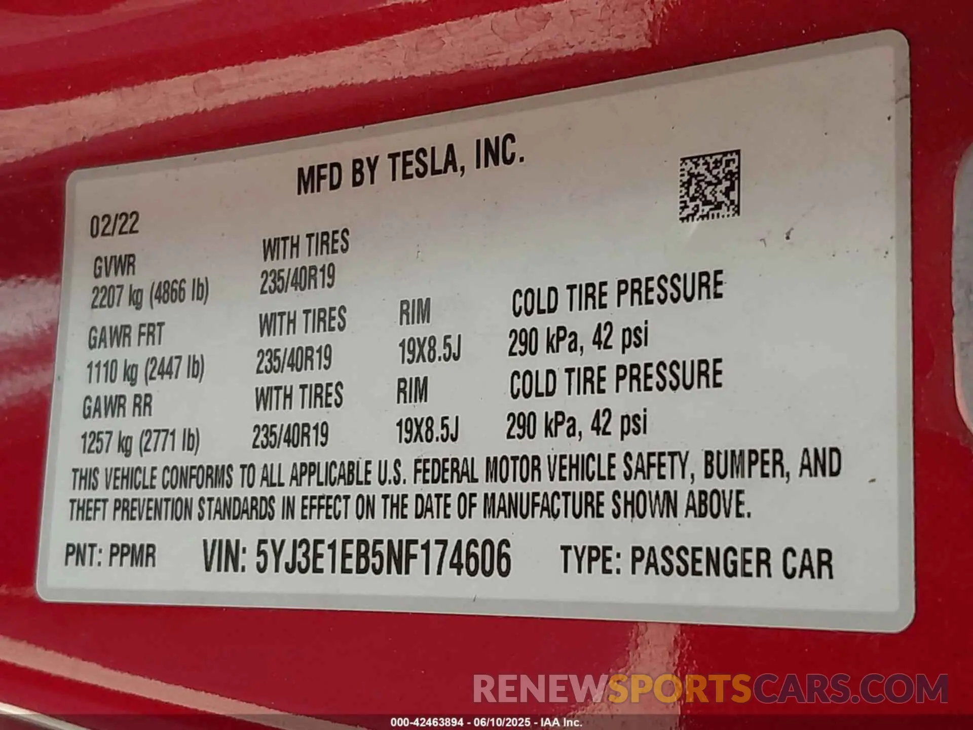 9 Photograph of a damaged car 5YJ3E1EB5NF174606 TESLA MODEL 3 2022