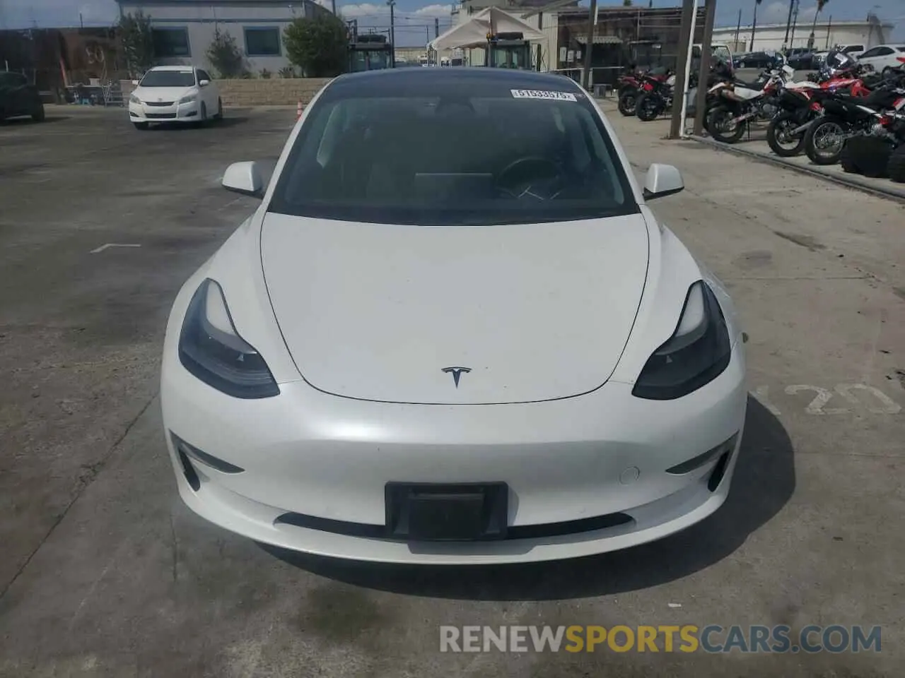5 Photograph of a damaged car 5YJ3E1EB5NF184262 TESLA MODEL 3 2022