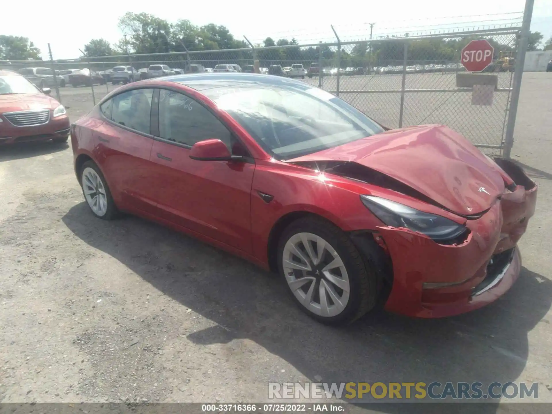 1 Photograph of a damaged car 5YJ3E1EB5NF185105 TESLA MODEL 3 2022