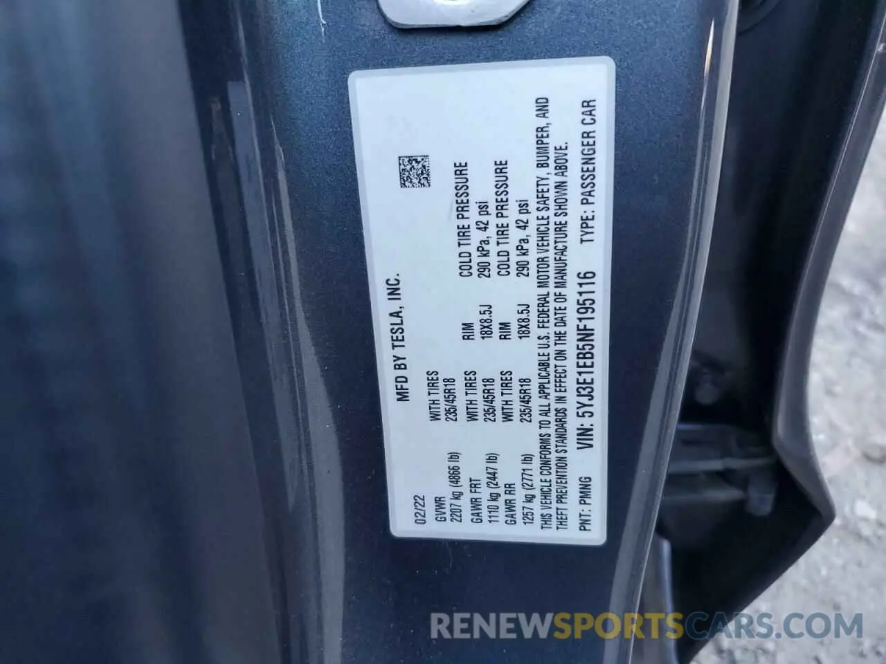 12 Photograph of a damaged car 5YJ3E1EB5NF195116 TESLA MODEL 3 2022