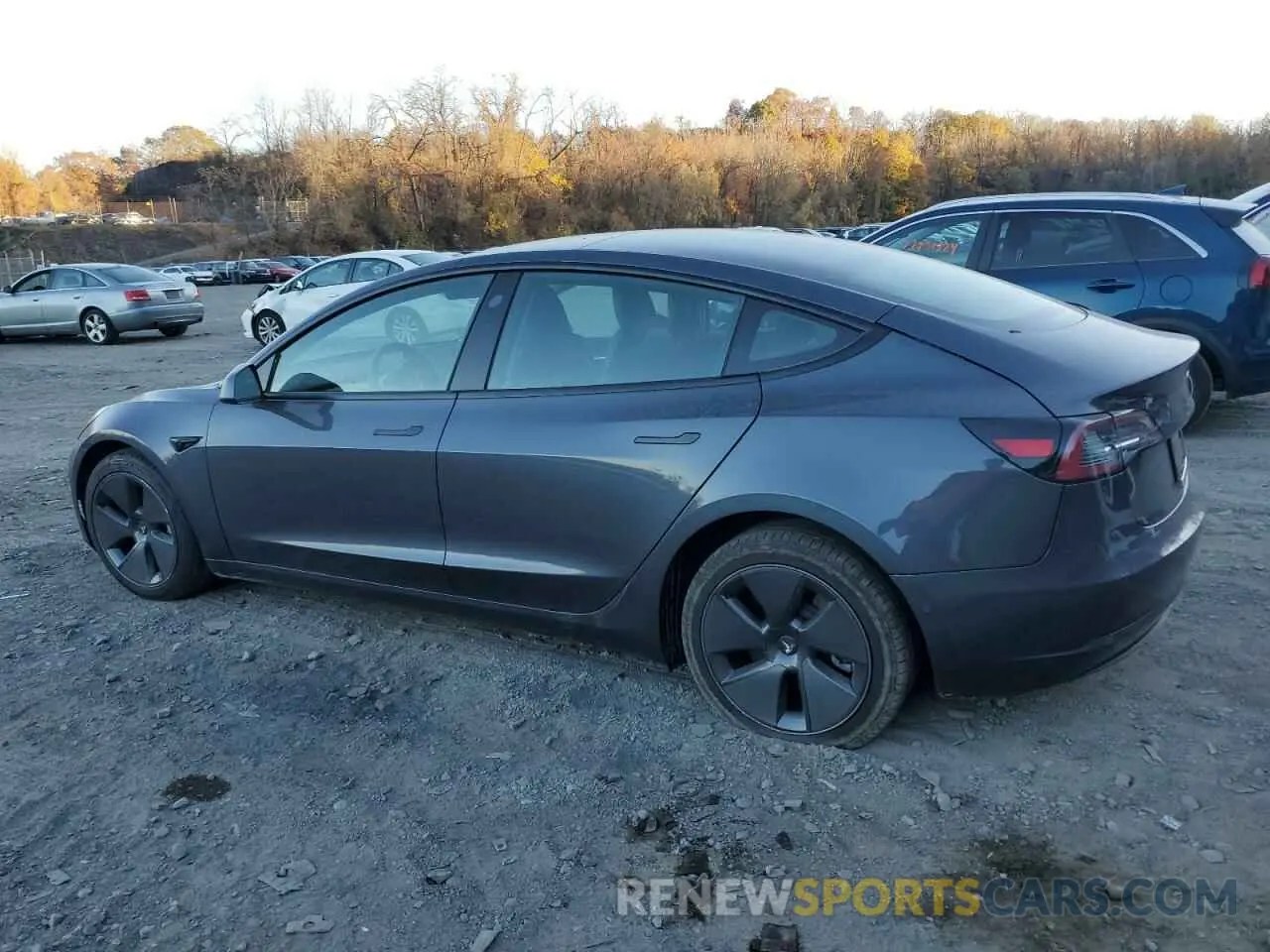 2 Photograph of a damaged car 5YJ3E1EB5NF195116 TESLA MODEL 3 2022