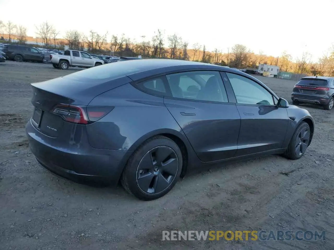3 Photograph of a damaged car 5YJ3E1EB5NF195116 TESLA MODEL 3 2022