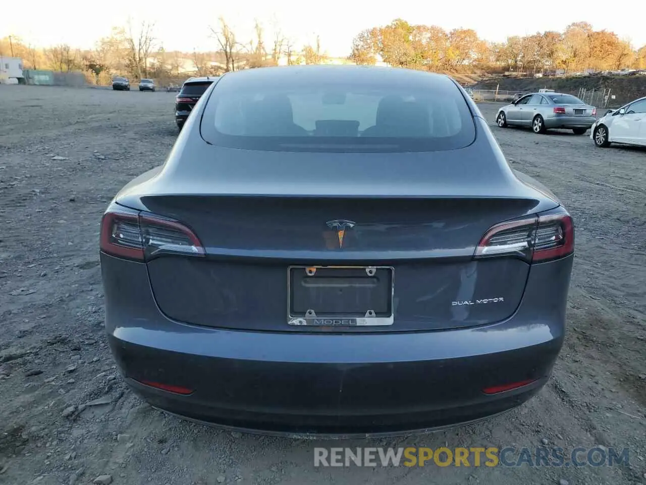 6 Photograph of a damaged car 5YJ3E1EB5NF195116 TESLA MODEL 3 2022