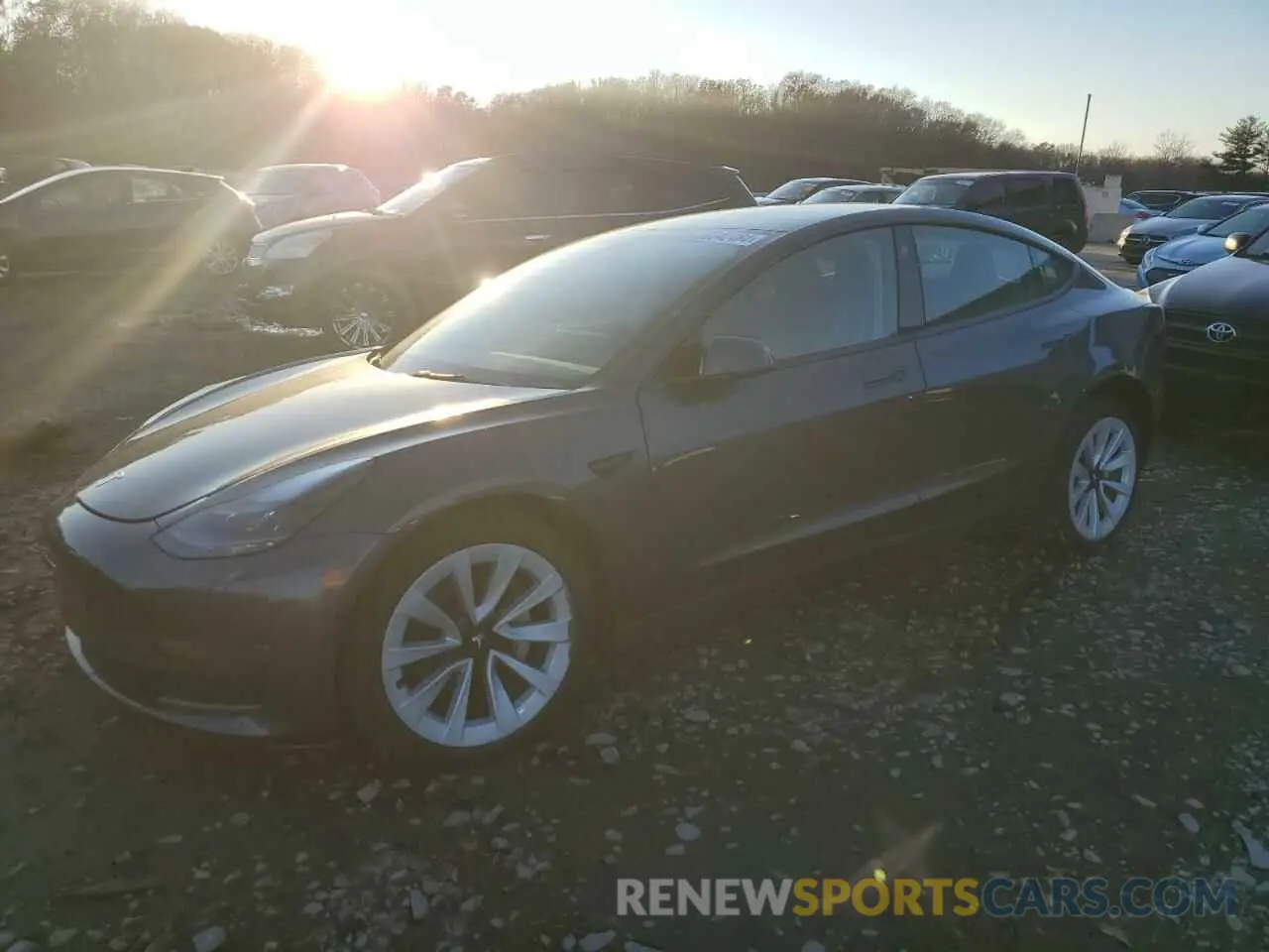 1 Photograph of a damaged car 5YJ3E1EB5NF204025 TESLA MODEL 3 2022