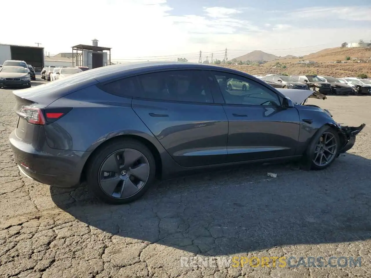 3 Photograph of a damaged car 5YJ3E1EB5NF221746 TESLA MODEL 3 2022